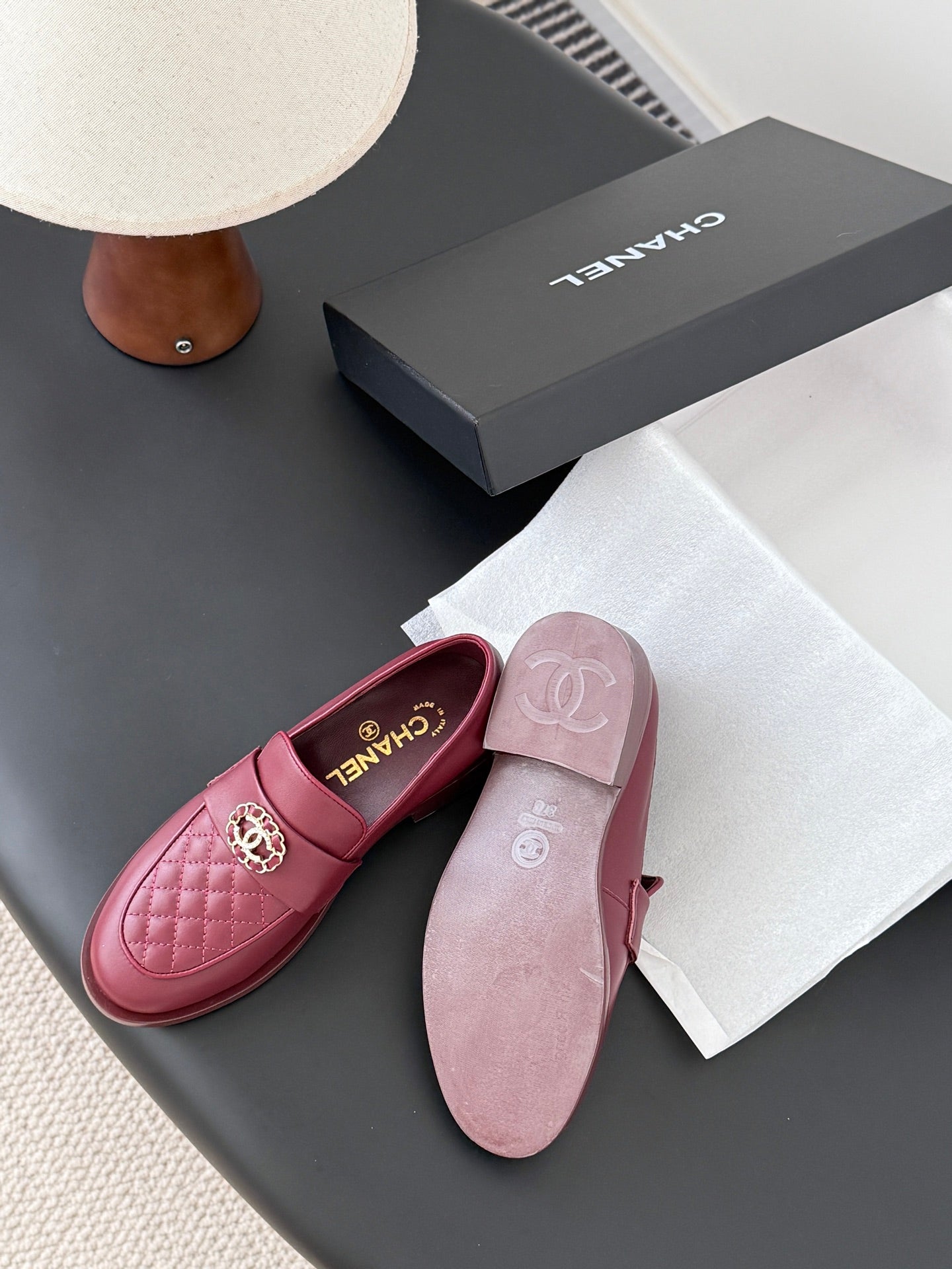 Che New autumn/winter fashion loafers