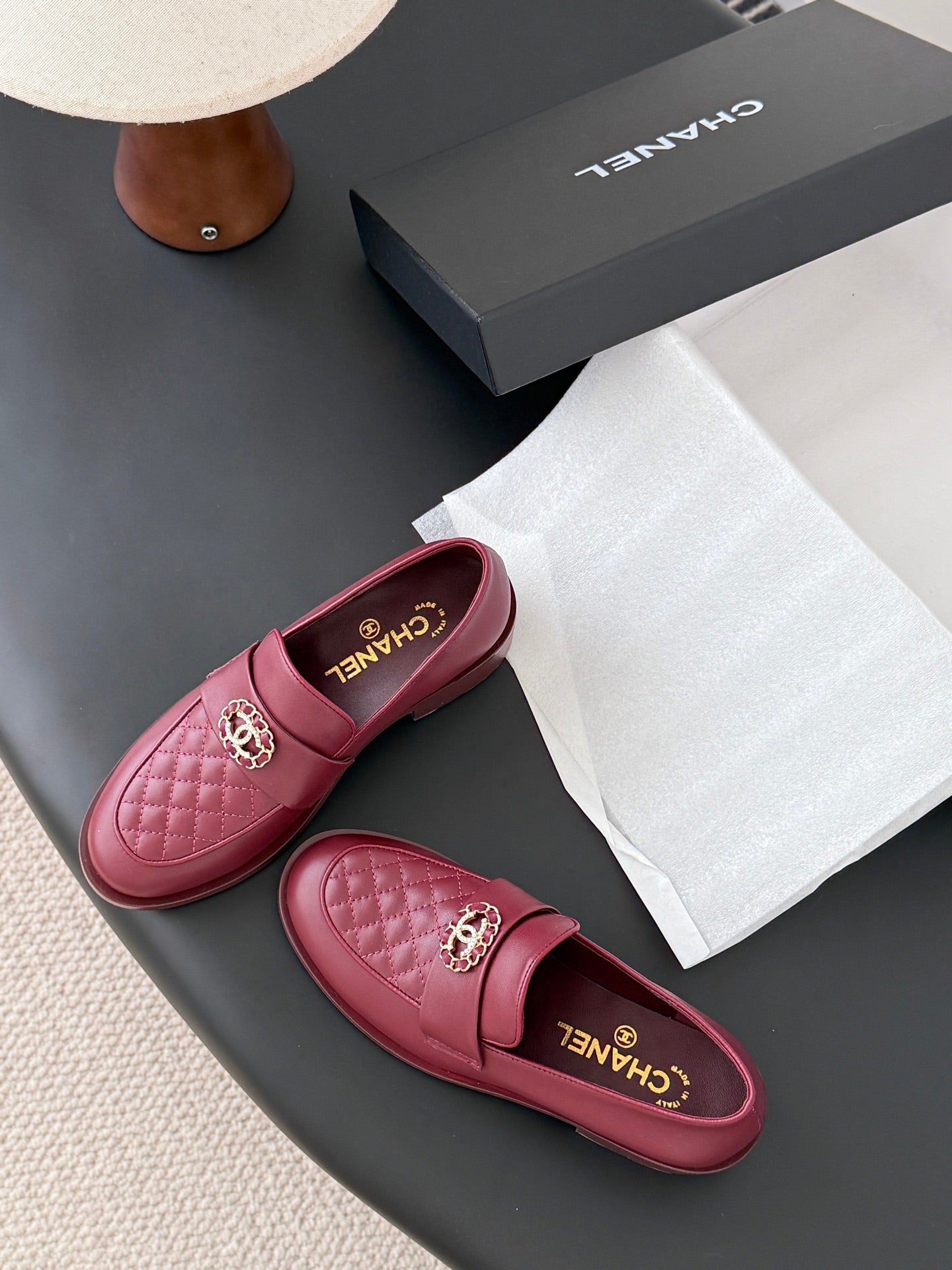 Che New autumn/winter fashion loafers