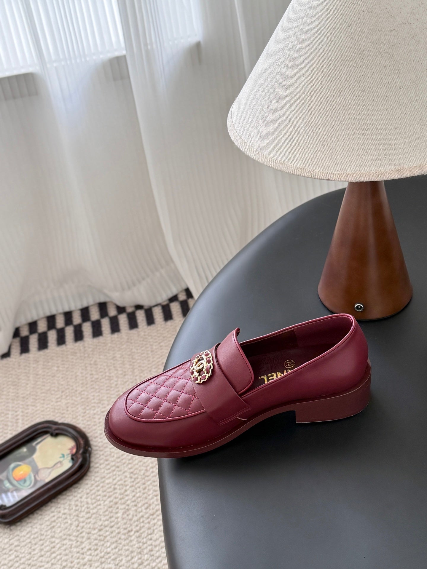 Che New autumn/winter fashion loafers