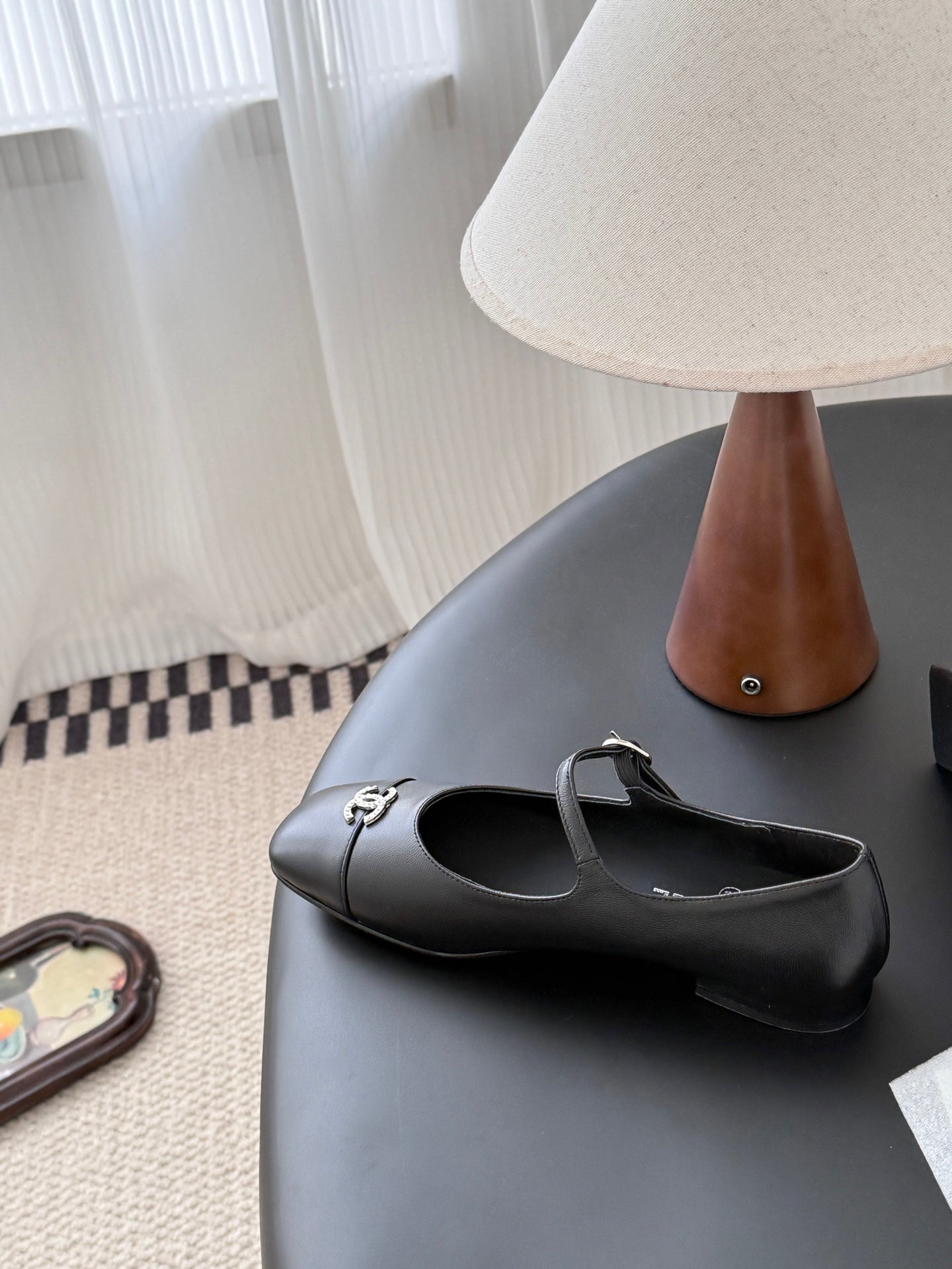 Che New autumn/winter fashion casual single shoes