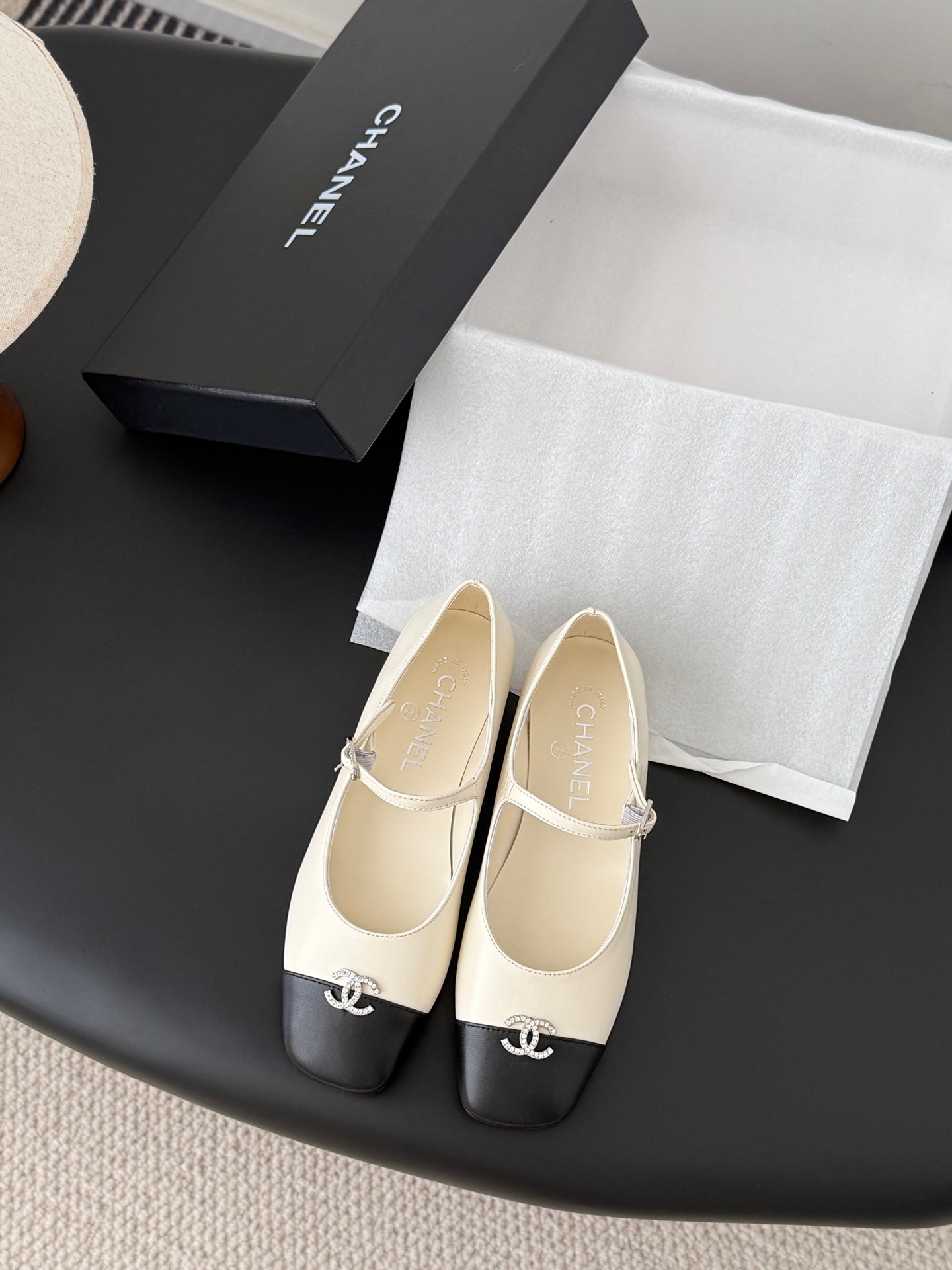 Che New autumn/winter fashion casual single shoes