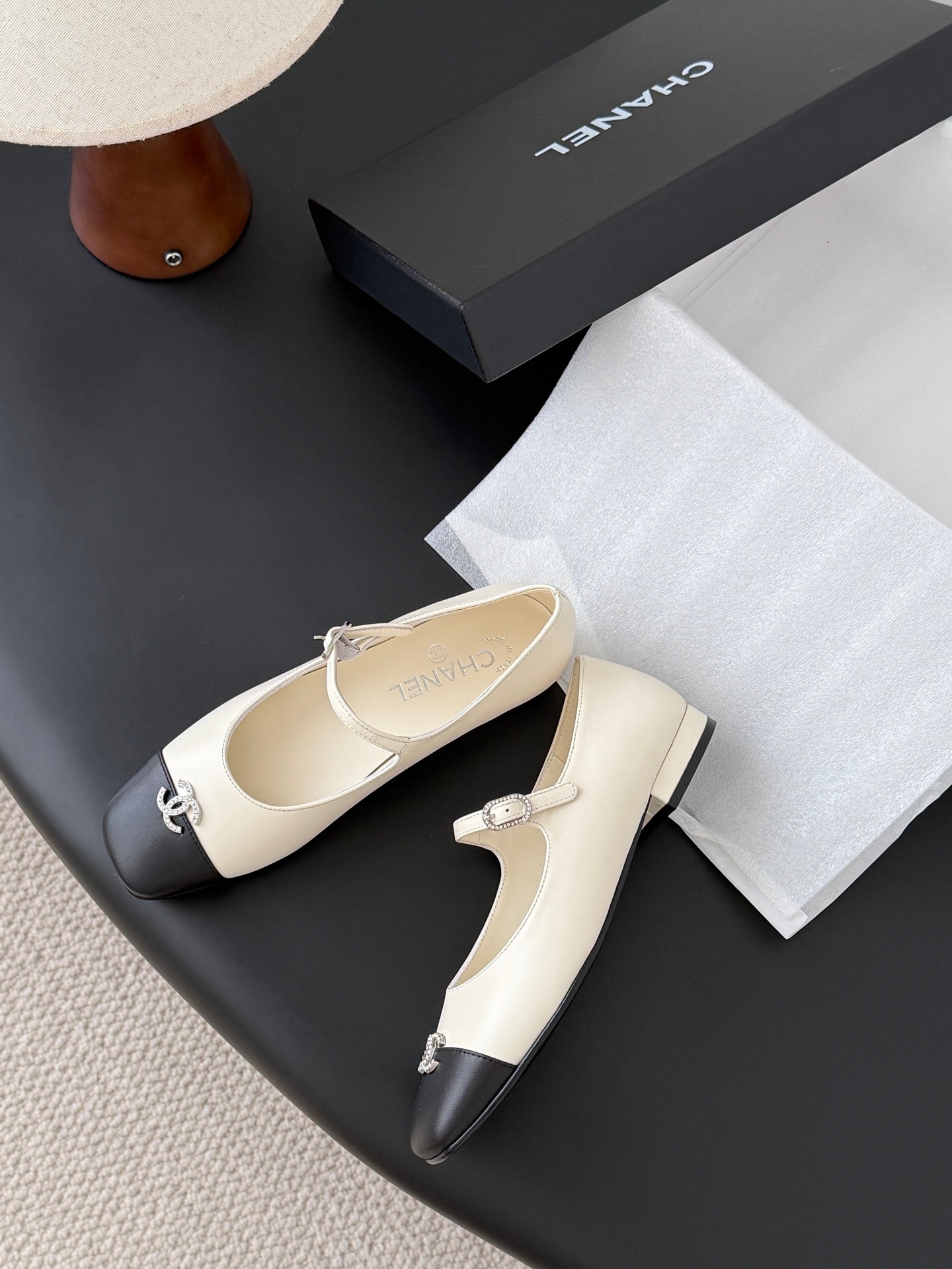 Che New autumn/winter fashion casual single shoes