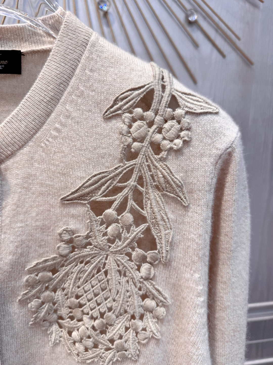 Ba**25fw New embroidered cashmere cardigan