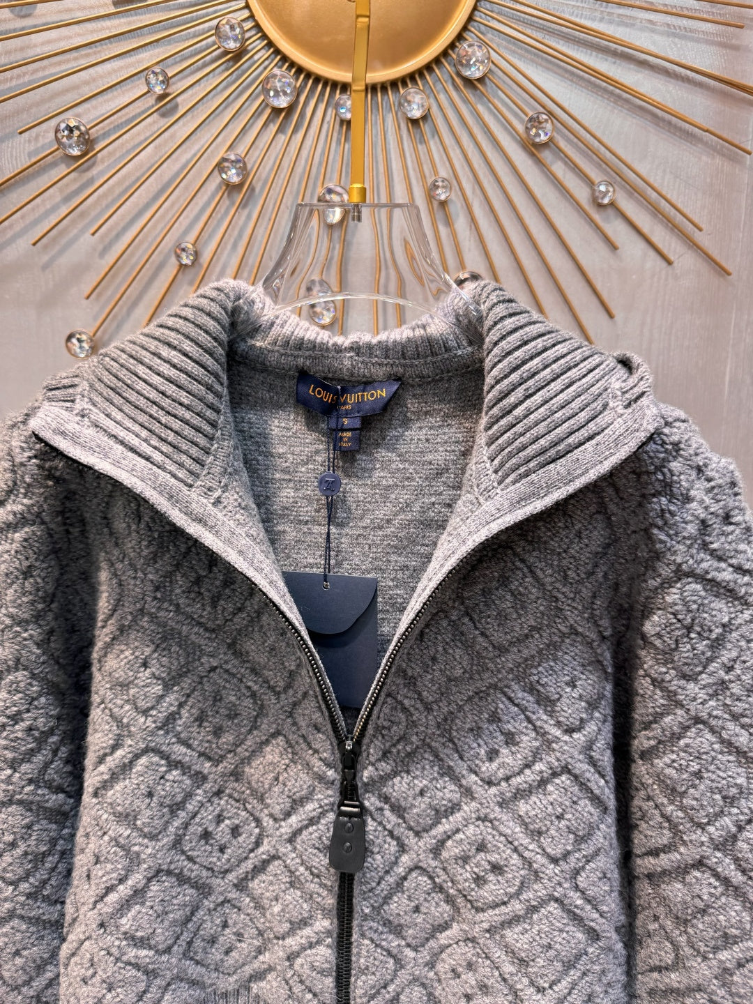 Loe**new grey embossed knit hooded jacket