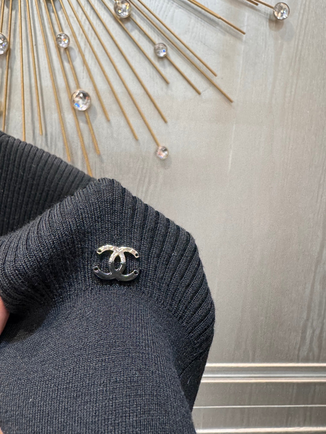 Cha**new black bow-tie knit sweater