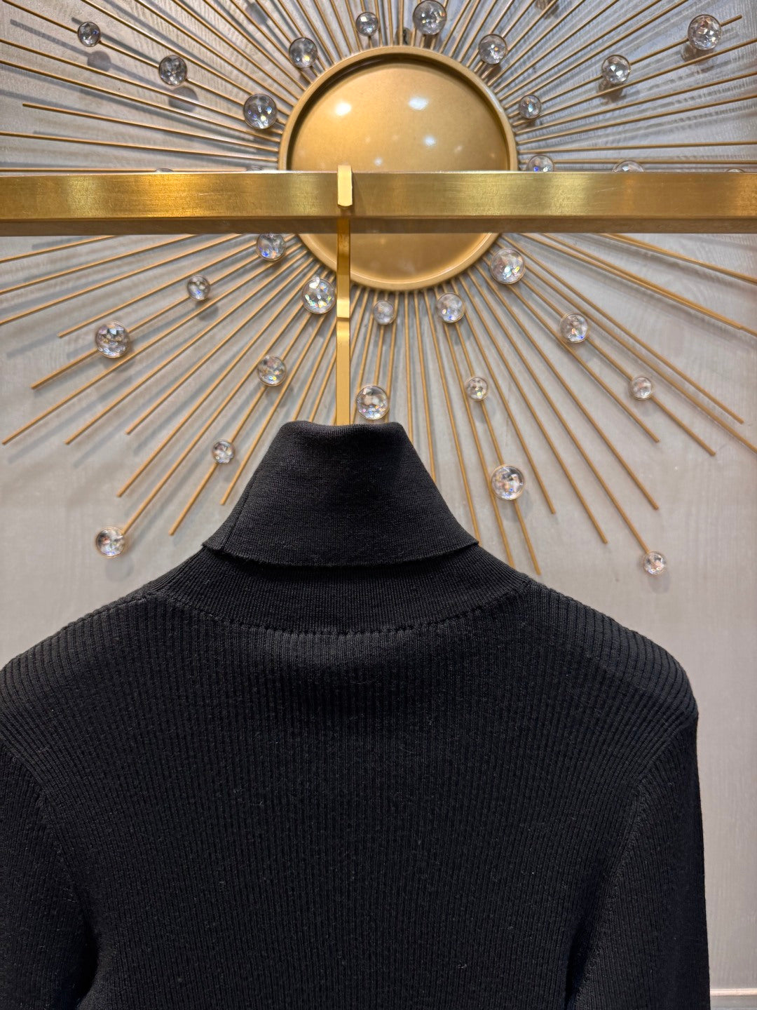 Cha**new black bow-tie knit sweater