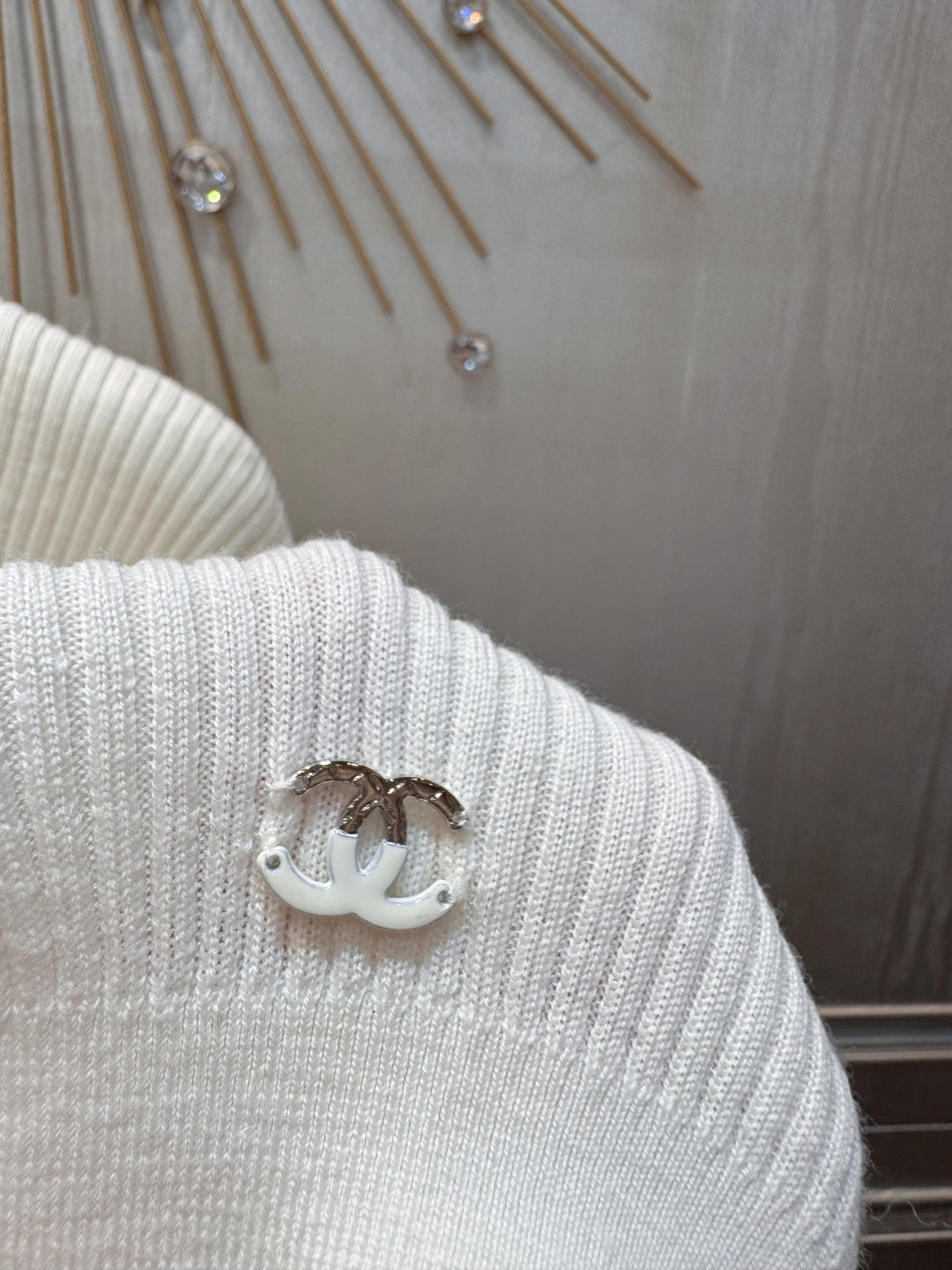 Cha**new black bow-tie knit sweater