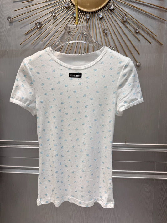 Mu**white T-shirt
