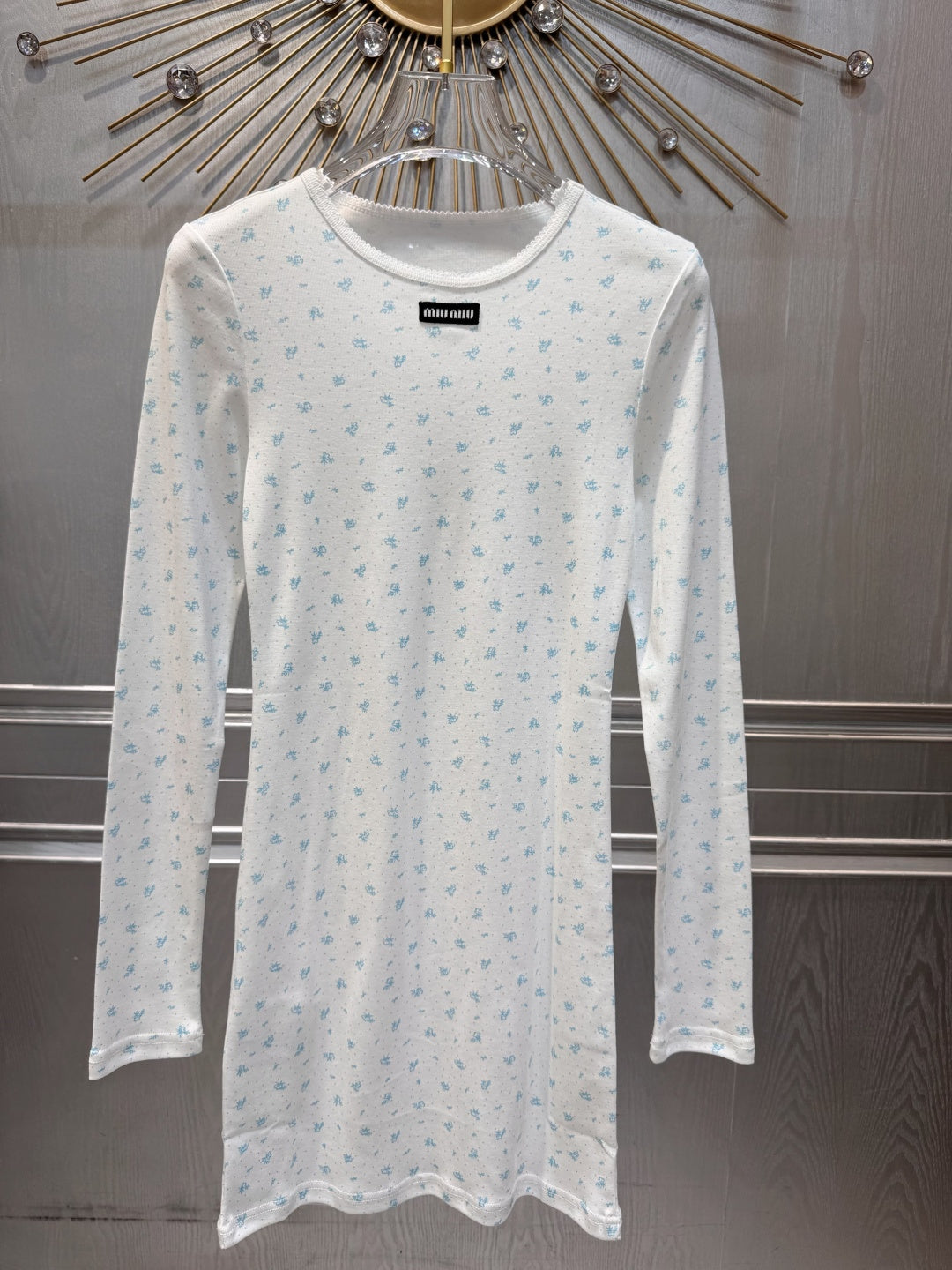 M**New floral lace-trimmed dresses