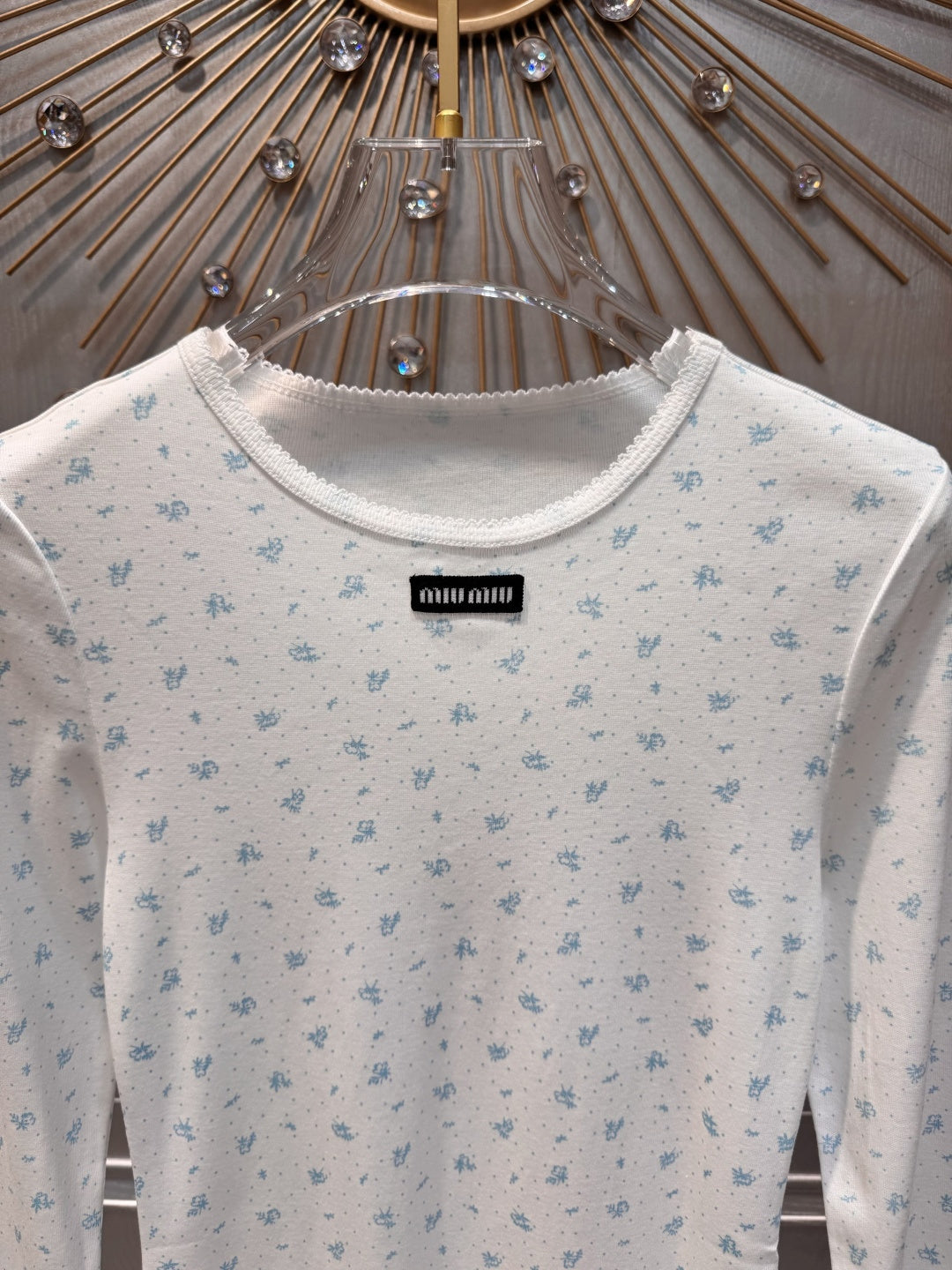 M**New floral lace-trimmed dresses