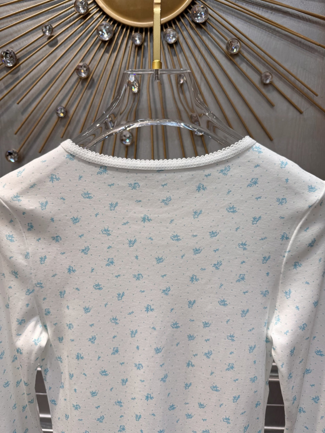 M**New floral lace-trimmed dresses