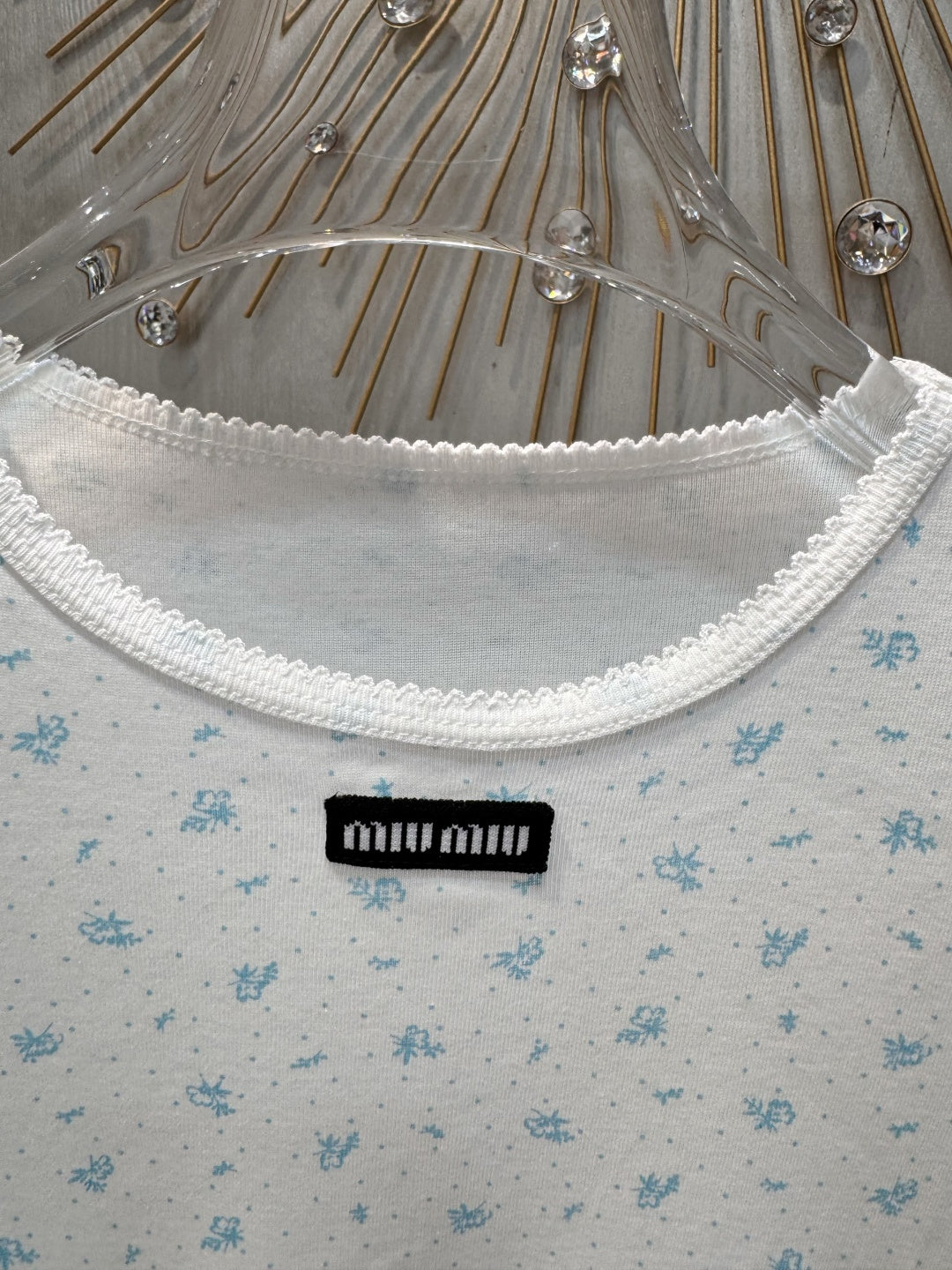 M**New floral lace-trimmed dresses