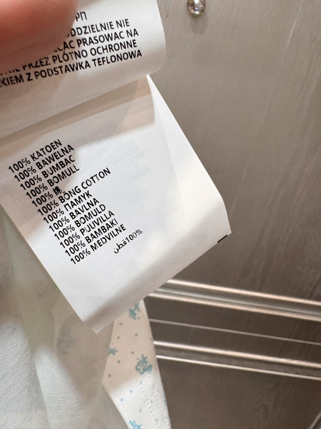 M**New floral lace-trimmed dresses