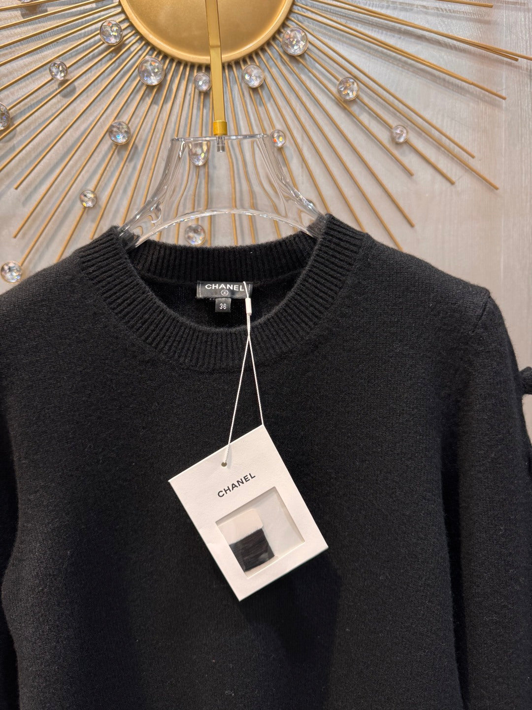 Cha**black cashmere sweater