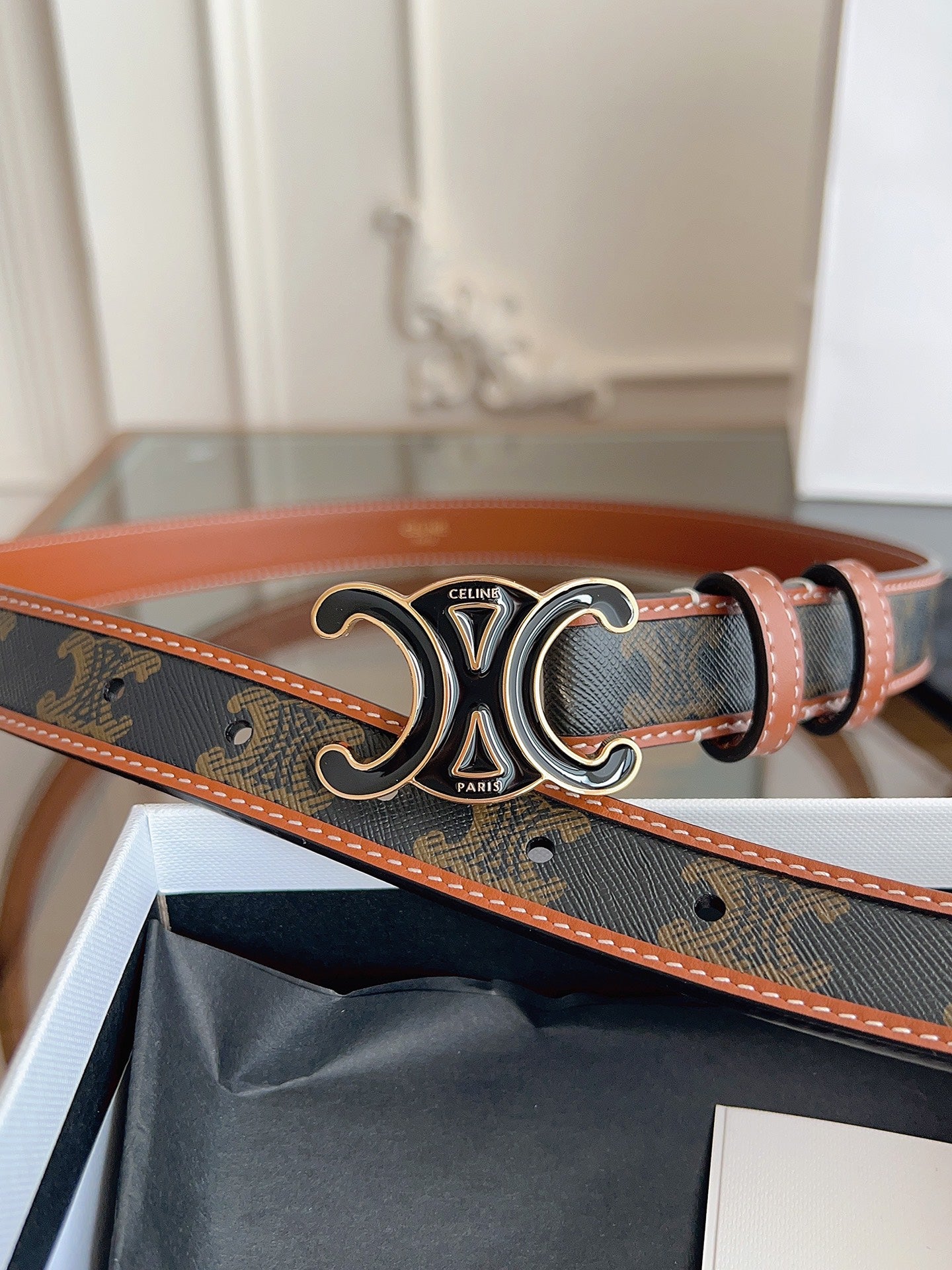 Cel**women's belt