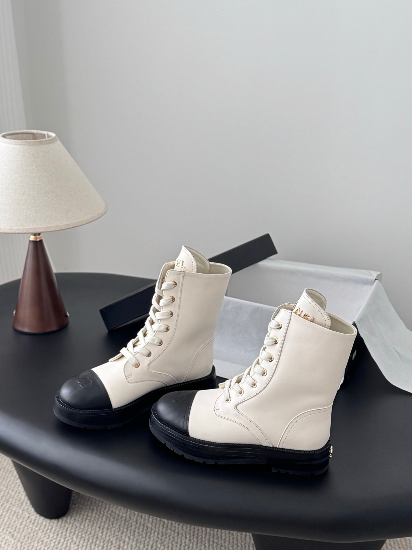 Che New stylish and casual cowhide ankle boots