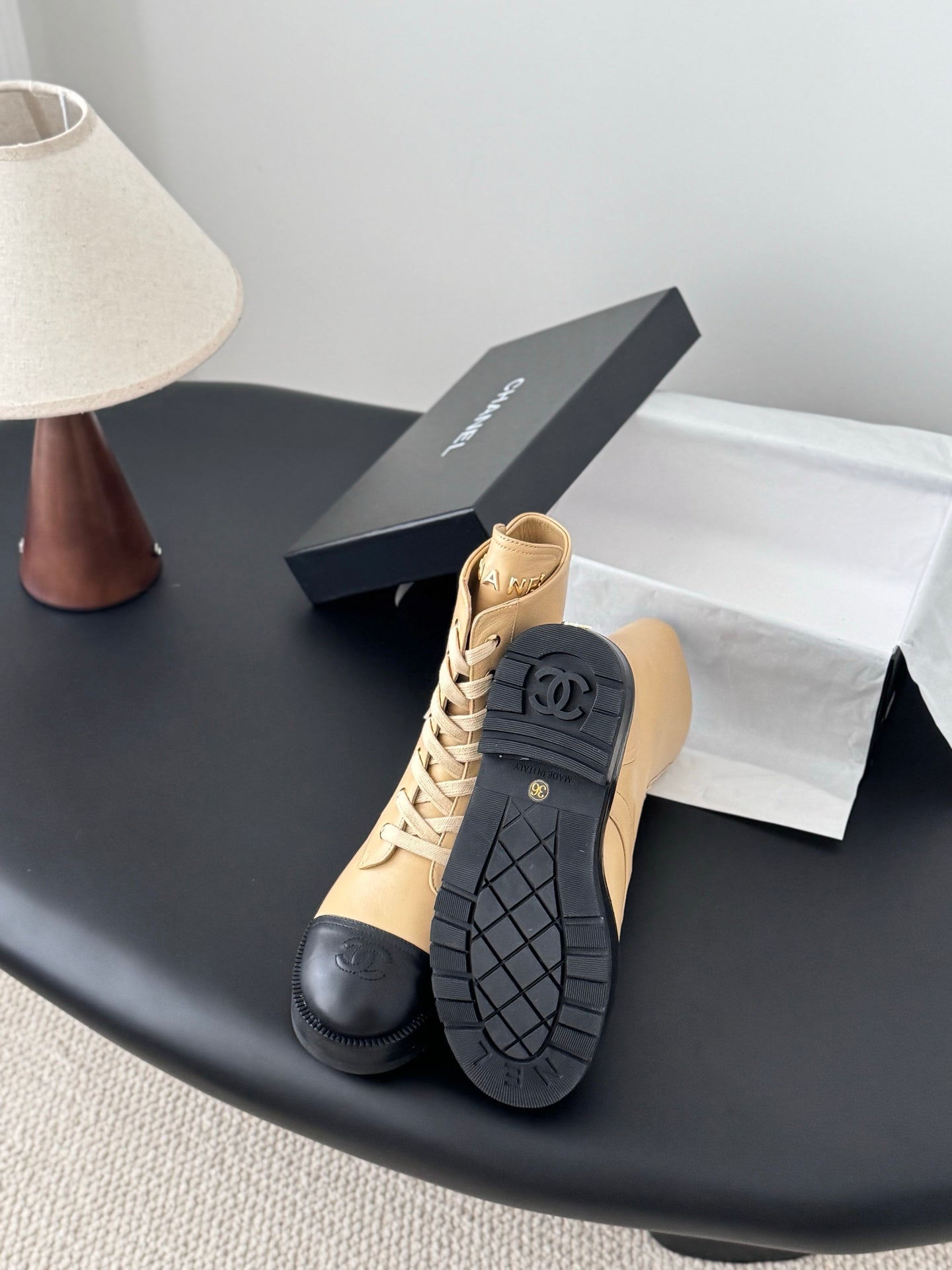 Che New stylish and casual cowhide ankle boots