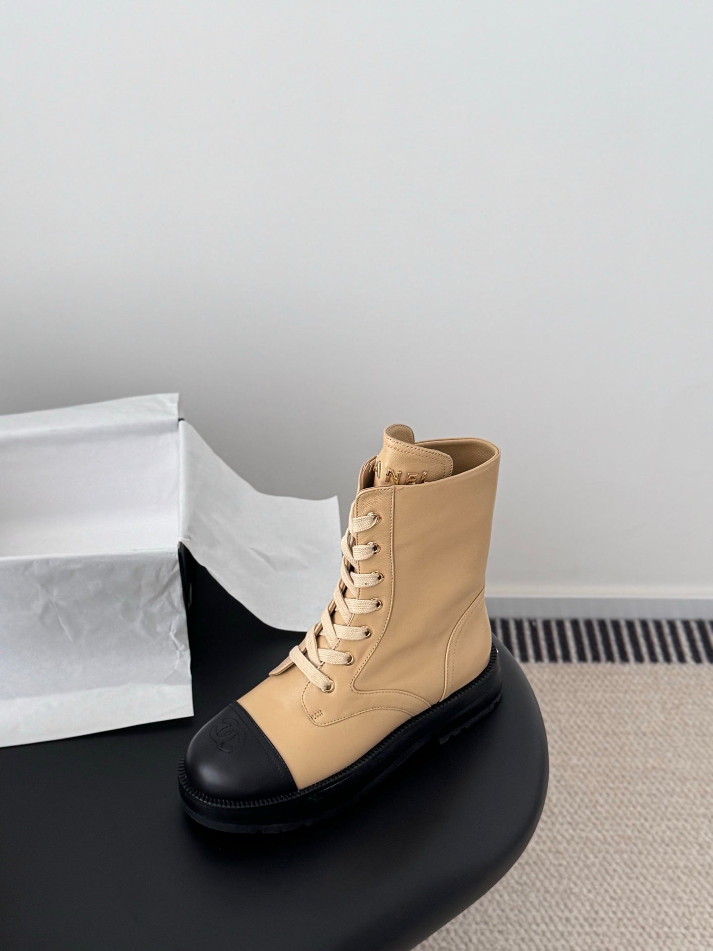Che New stylish and casual cowhide ankle boots