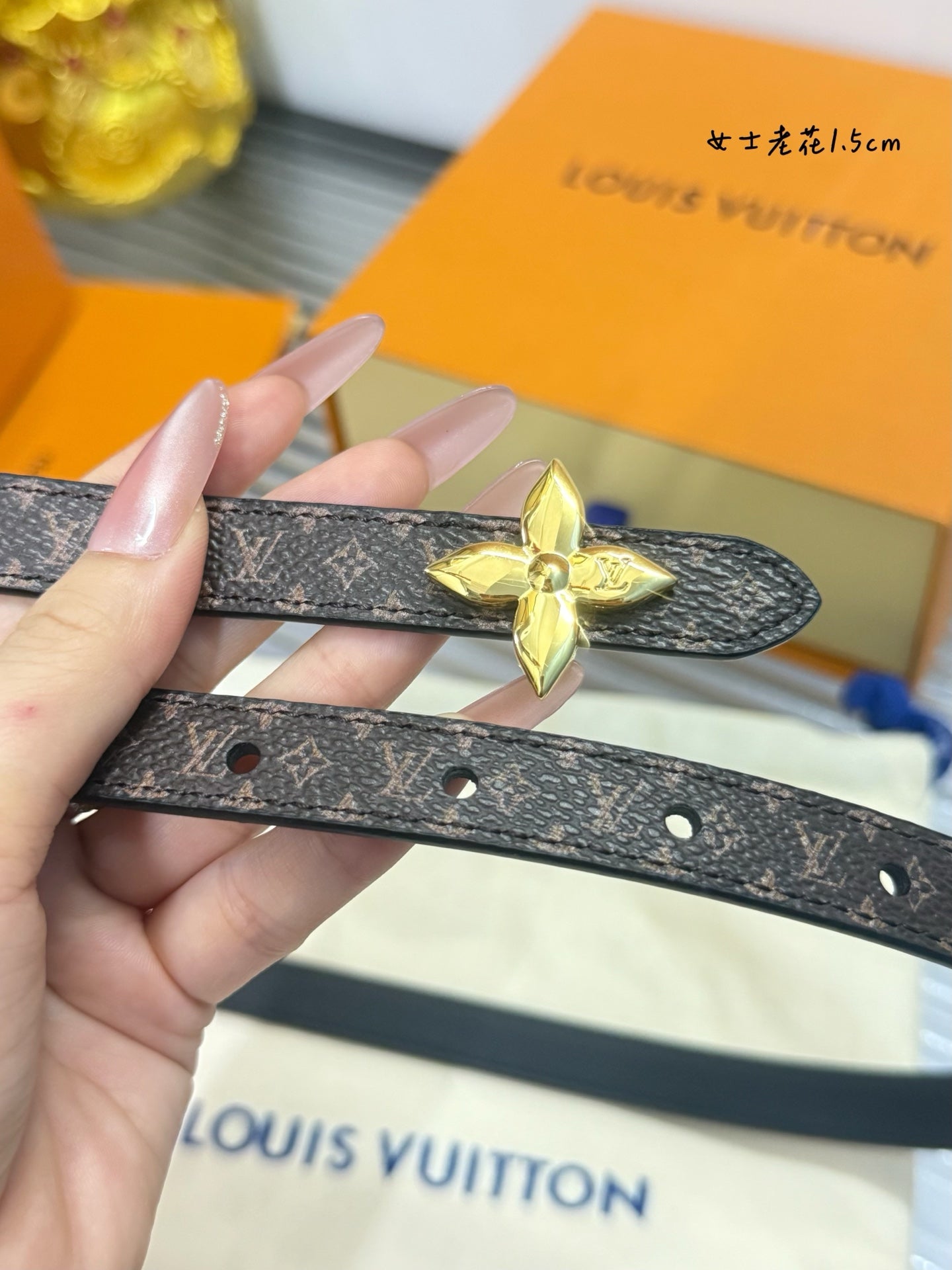 Loe**narrow belt, reversible