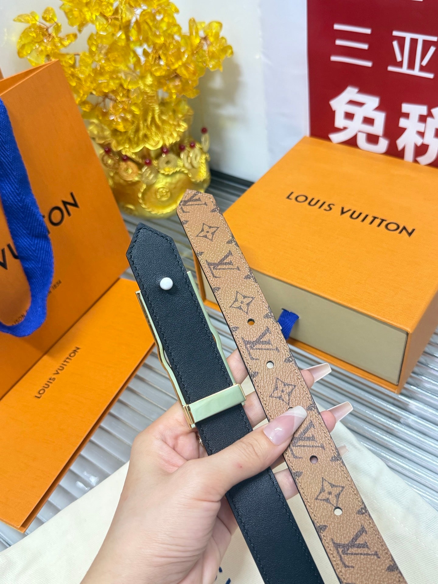 Loe**women's narrow belt, reversible