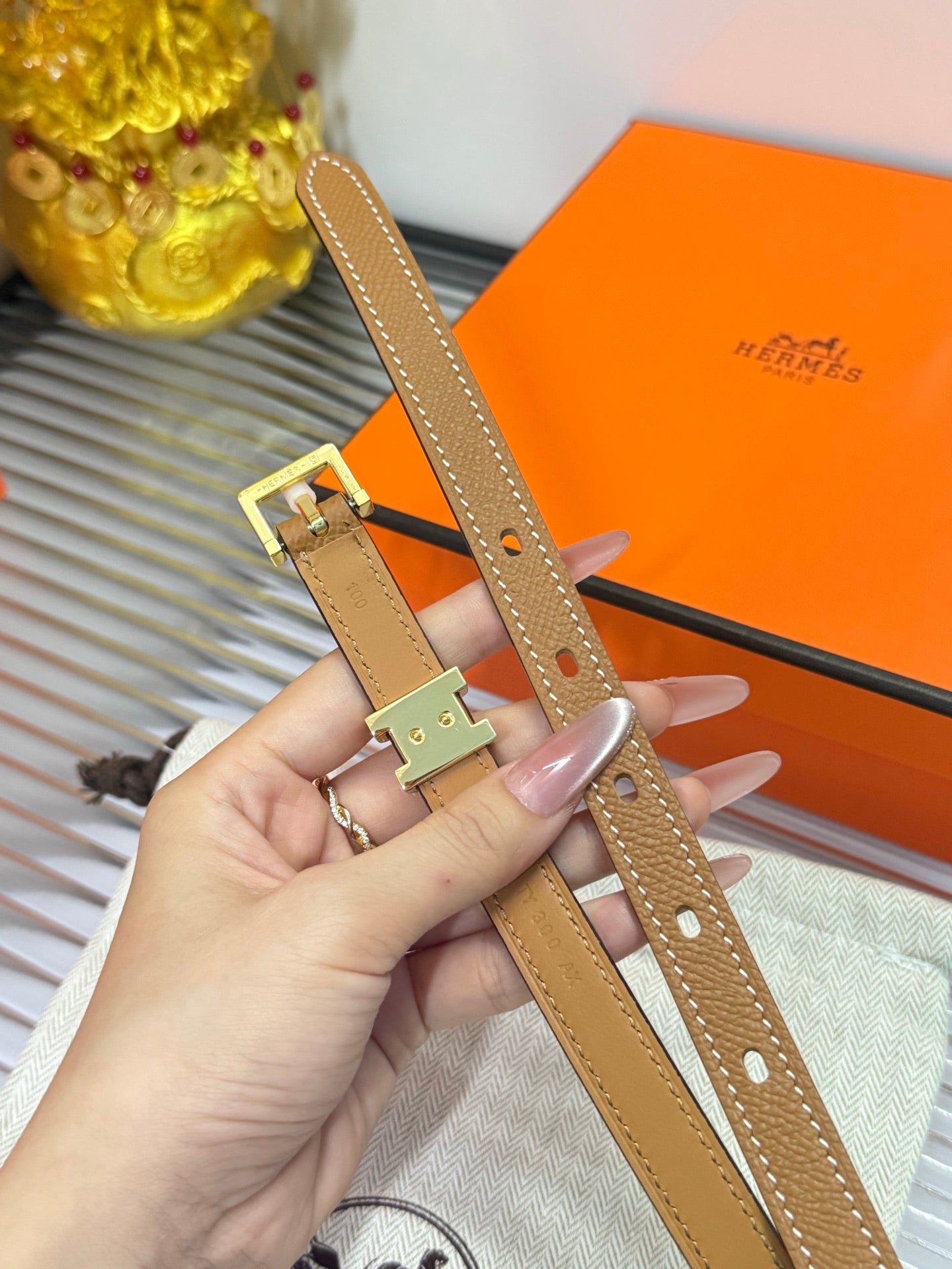 Her**women's  narrow belt buckle