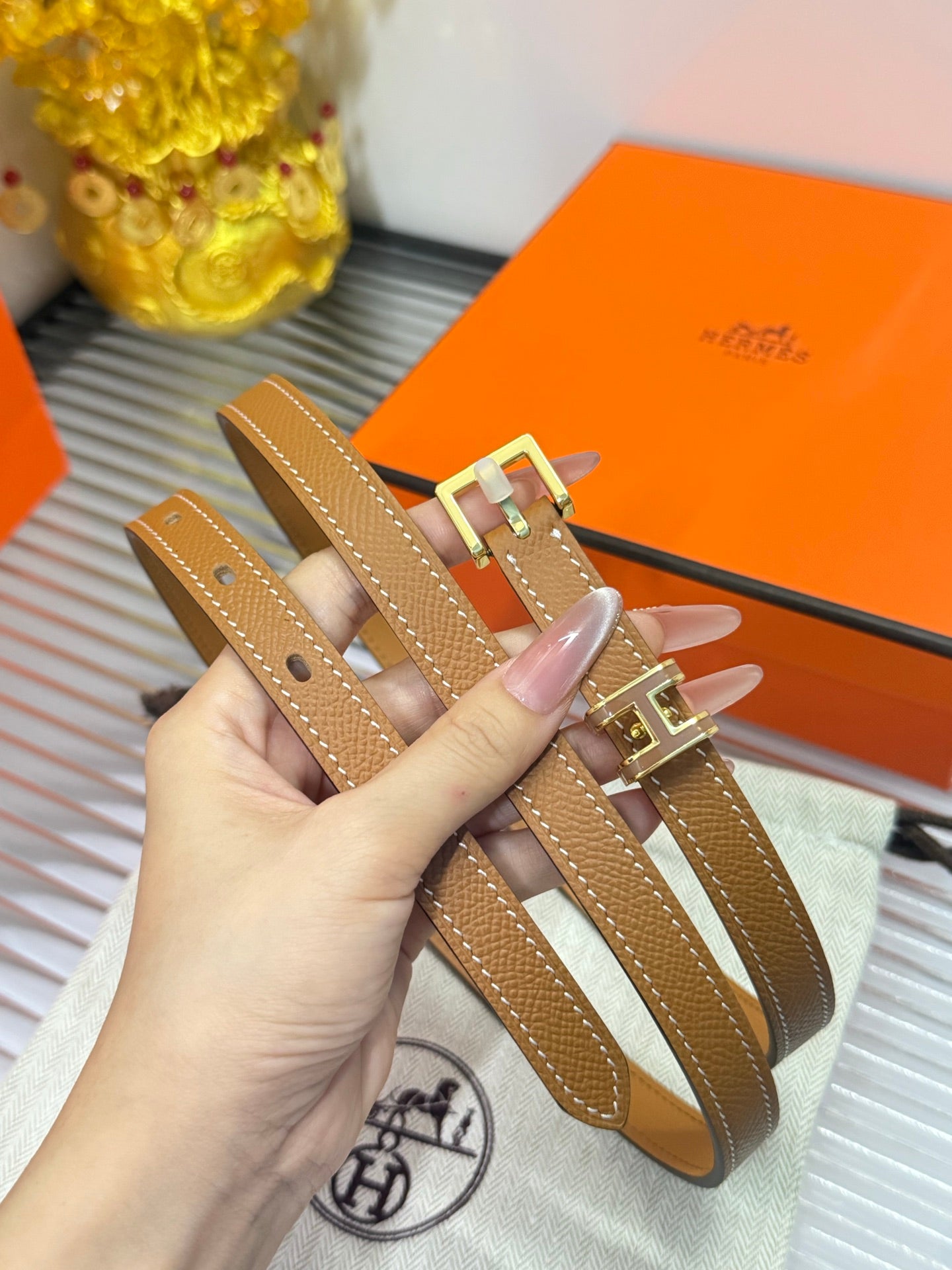 Her**women's  narrow belt buckle