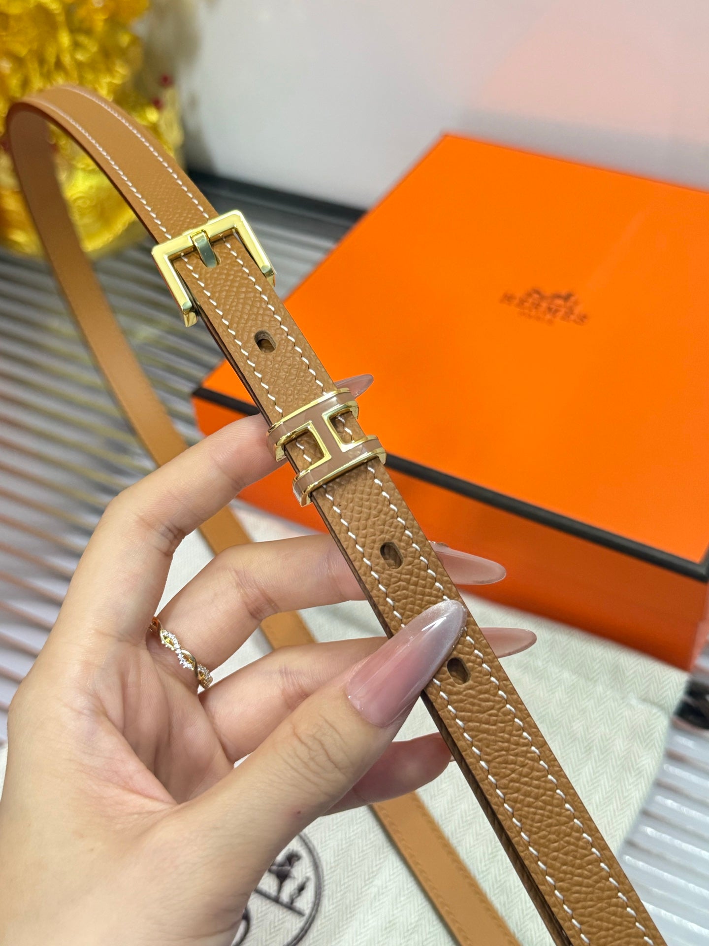 Her**women's  narrow belt buckle