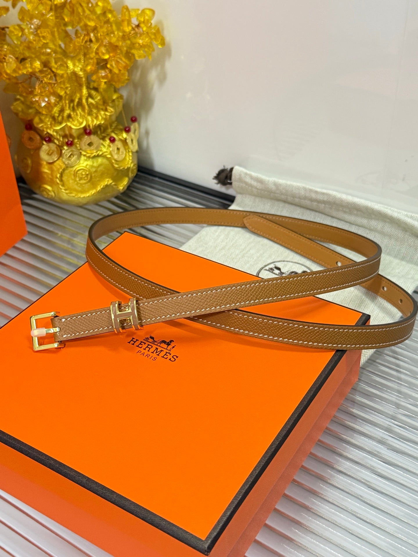 Her**women's  narrow belt buckle