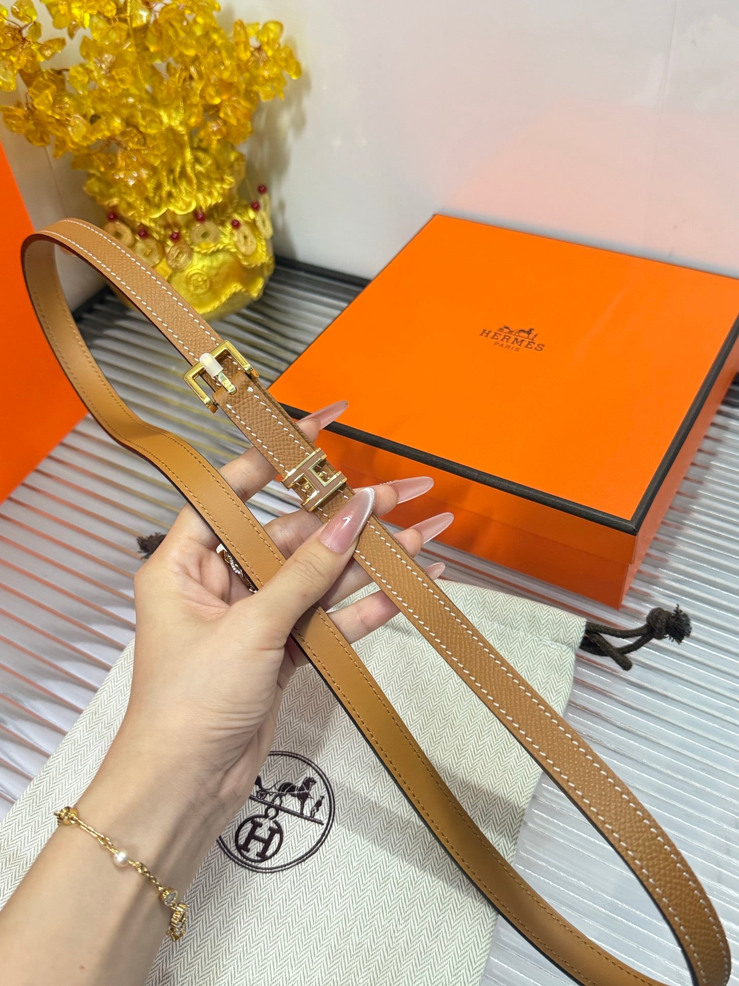 Her**women's  narrow belt buckle