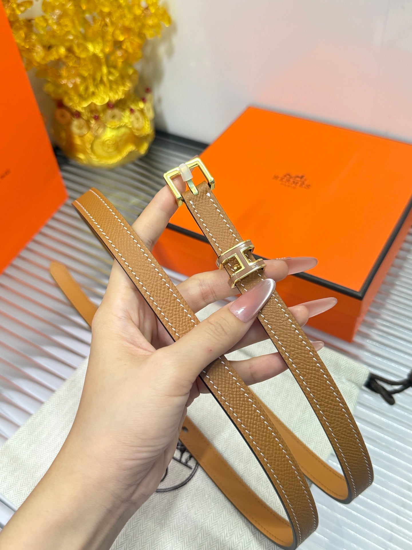 Her**women's  narrow belt buckle