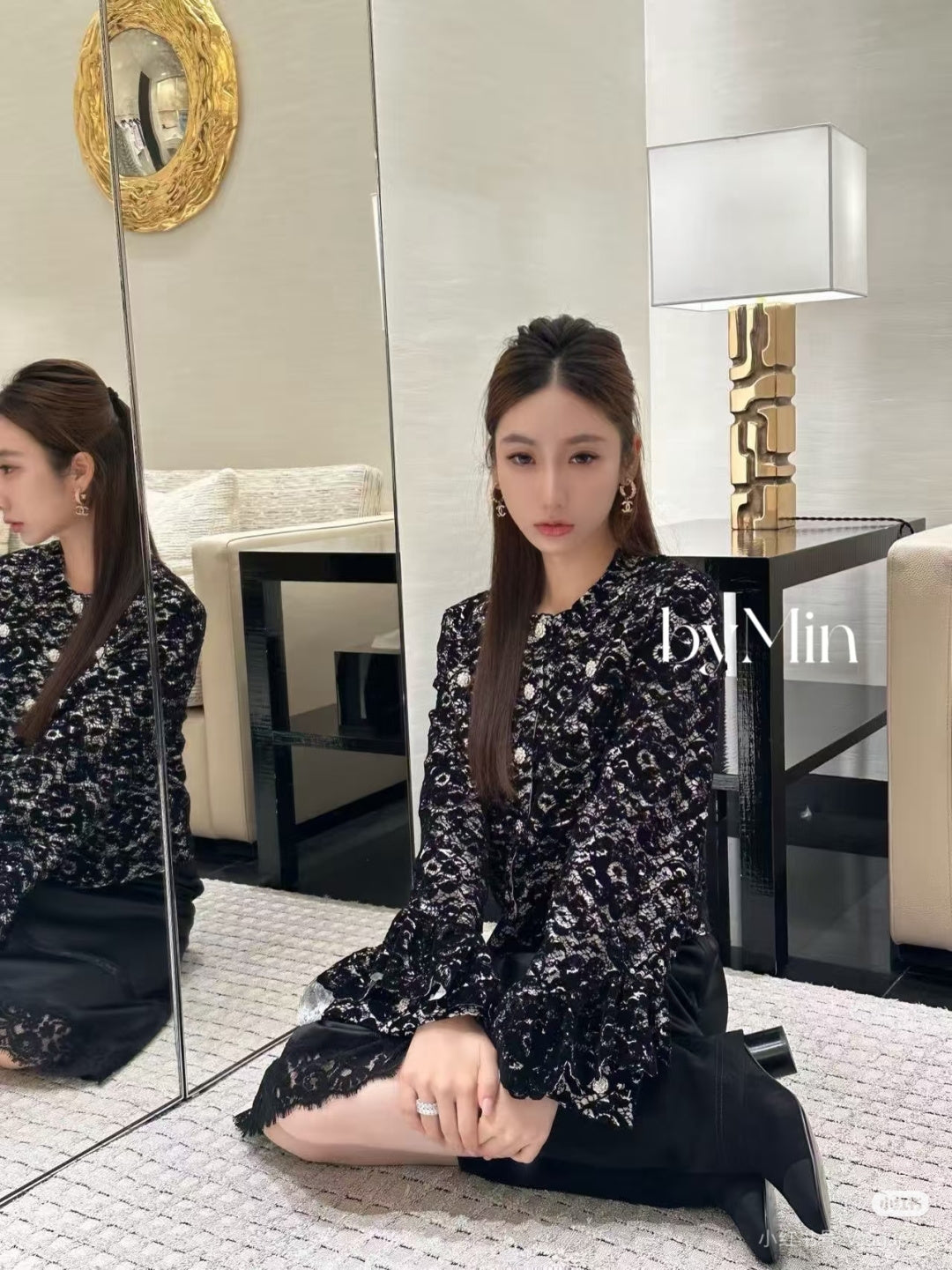 Cha**black lace embroidered coat