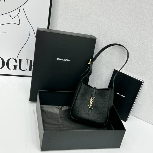 Ys** LE5 à 7 soft hobo mini