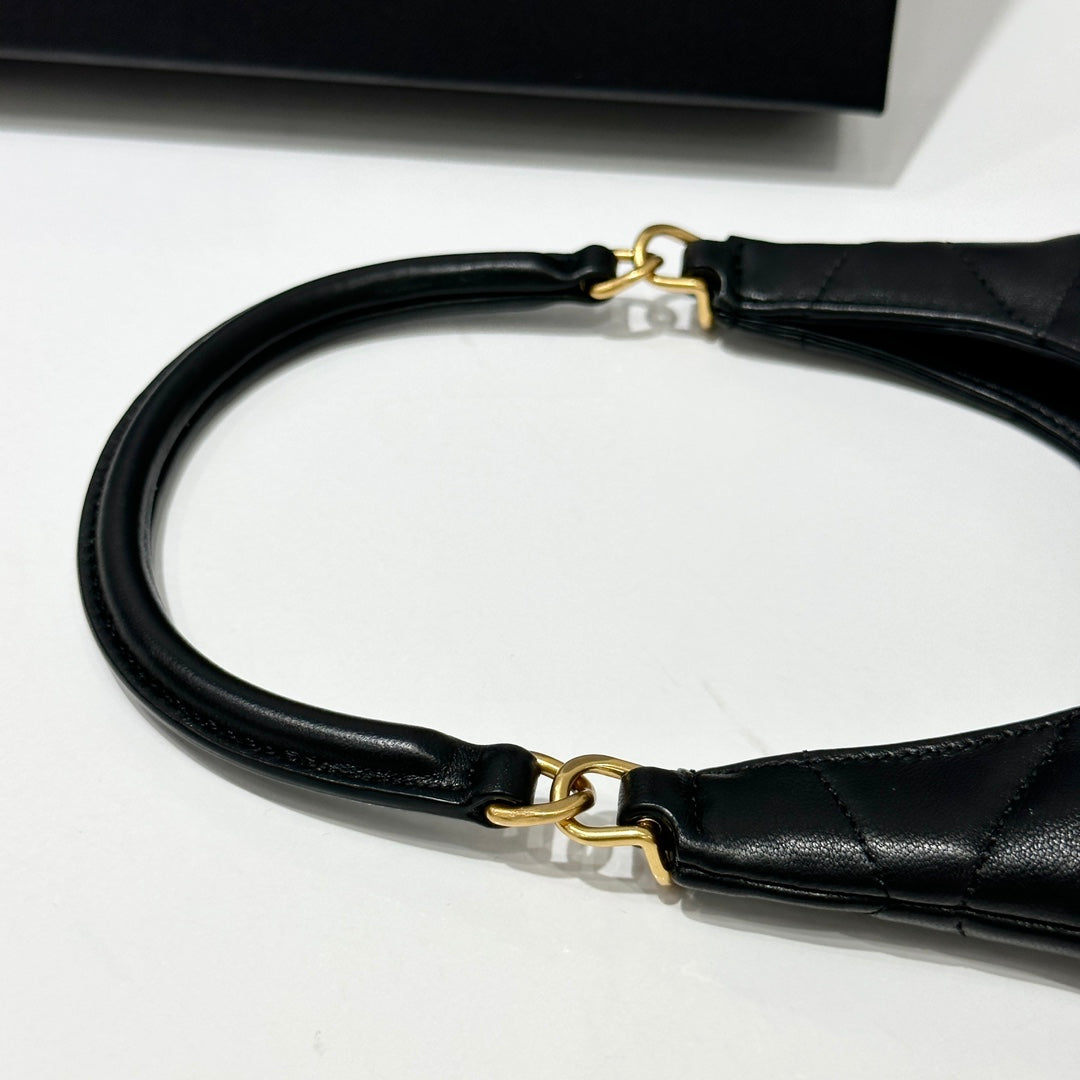 Ys**underarm chain bag