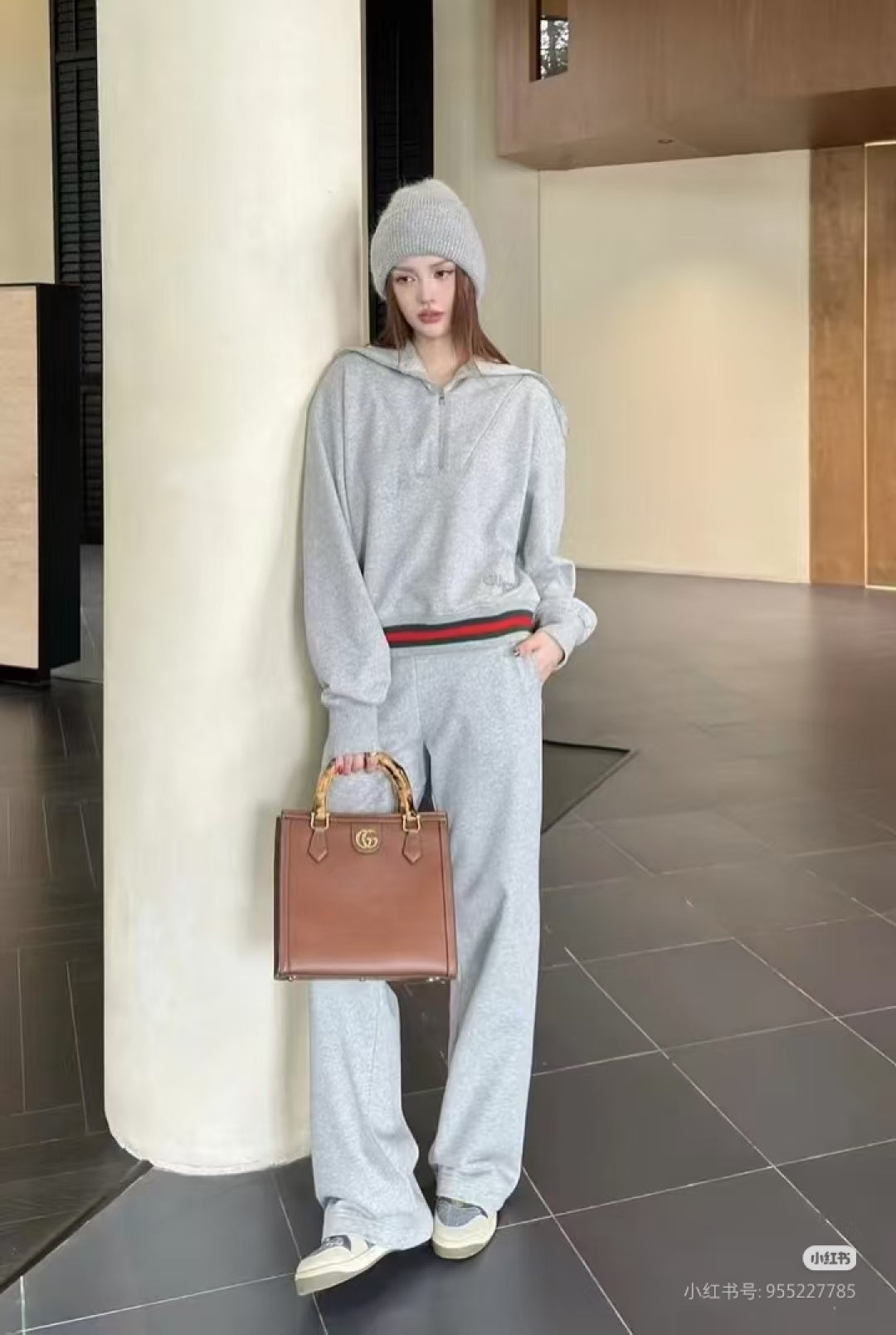 Guc**new gray half-zip sweatshirt set