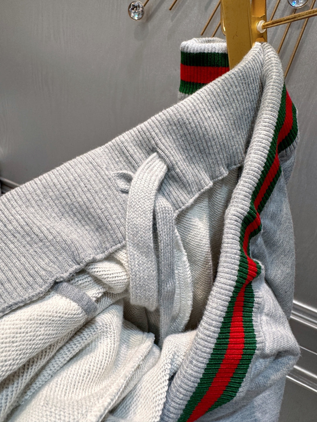 Guc**new gray half-zip sweatshirt set