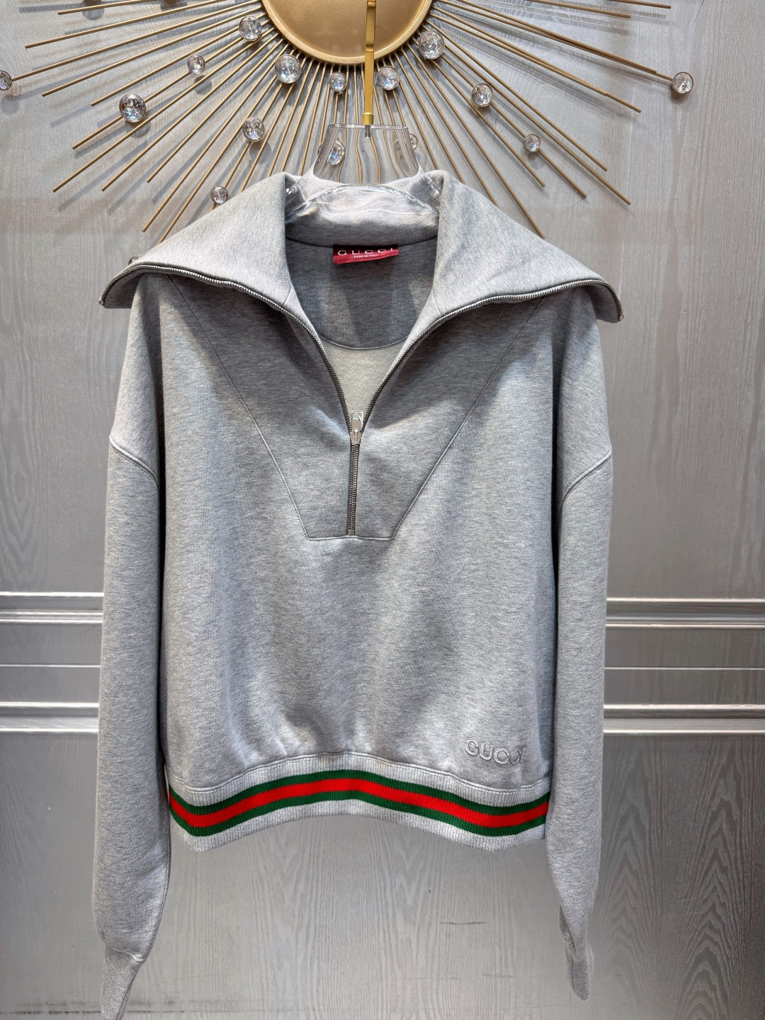 Guc**new gray half-zip sweatshirt set