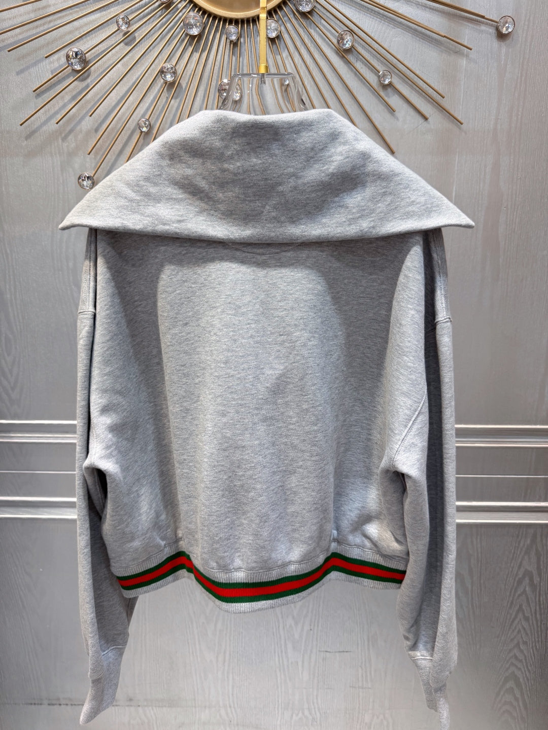 Guc**new gray half-zip sweatshirt set