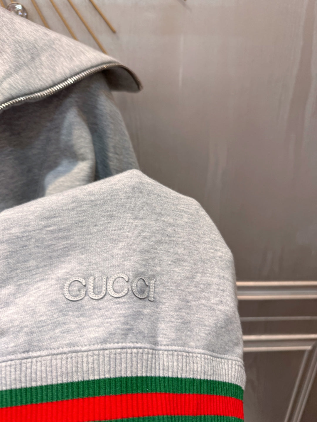 Guc**new gray half-zip sweatshirt set