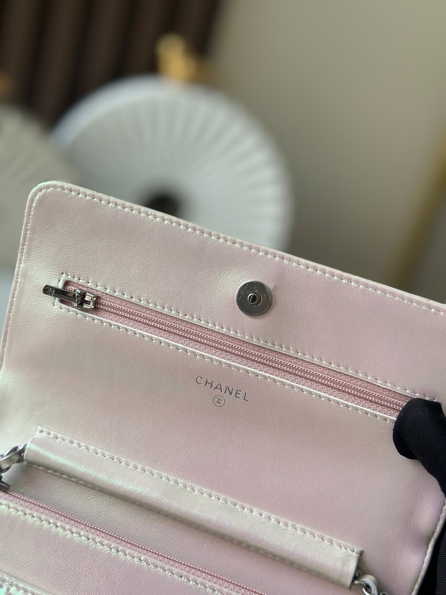 Cha**WOC flight attendant bag pearlescent lambskin