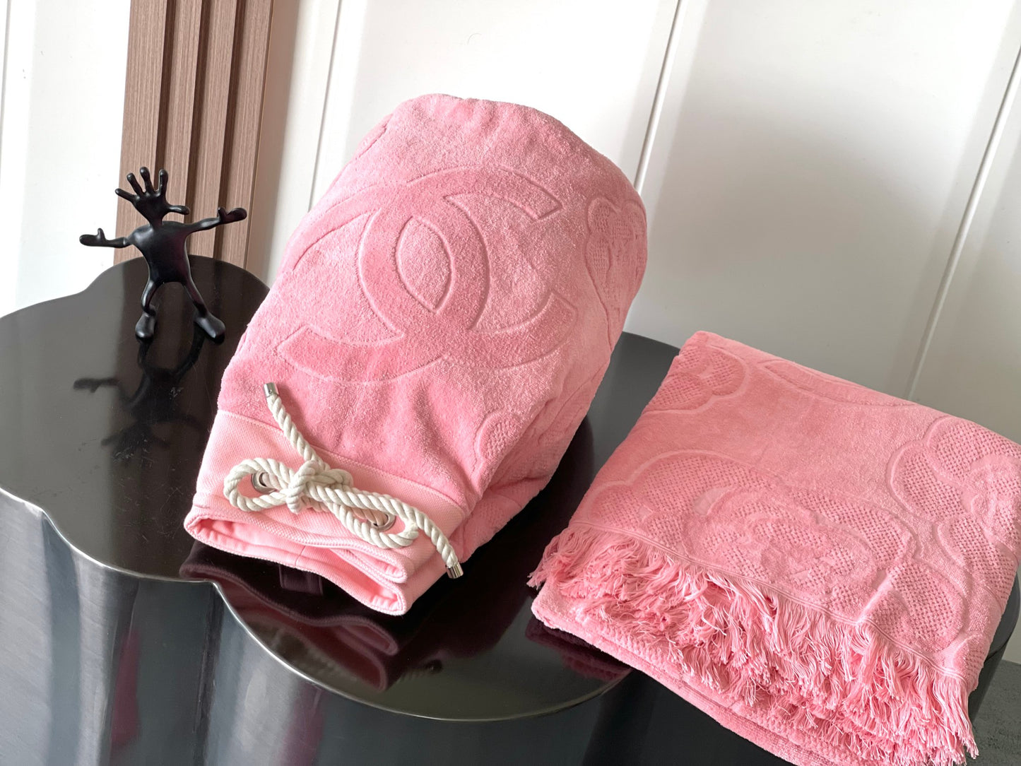 Cha**camellia drawstring bucket beach bag two-piece set