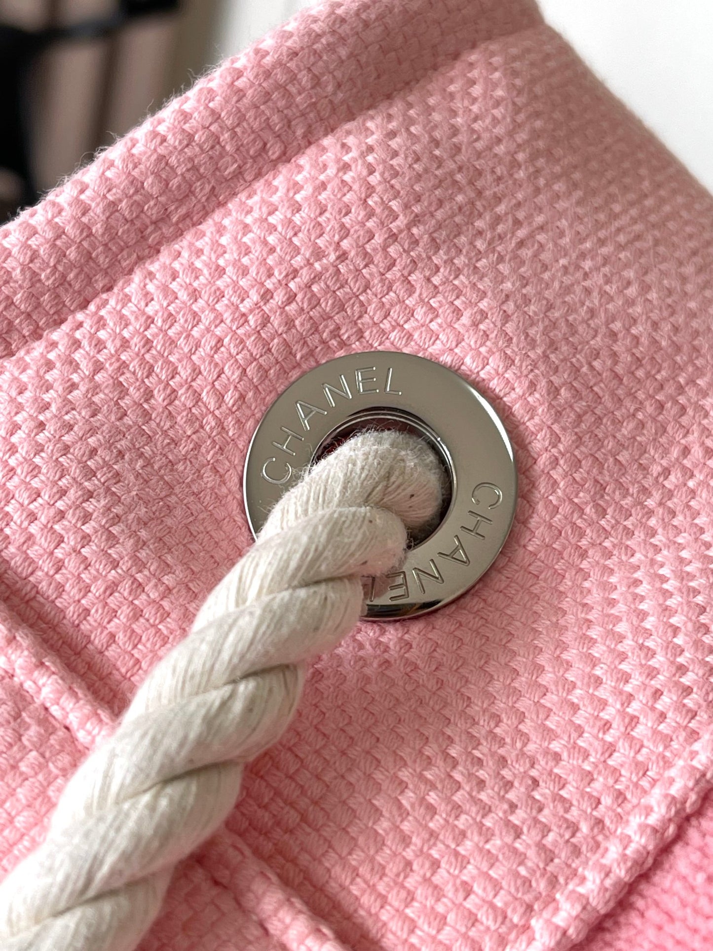 Cha**camellia drawstring bucket beach bag two-piece set