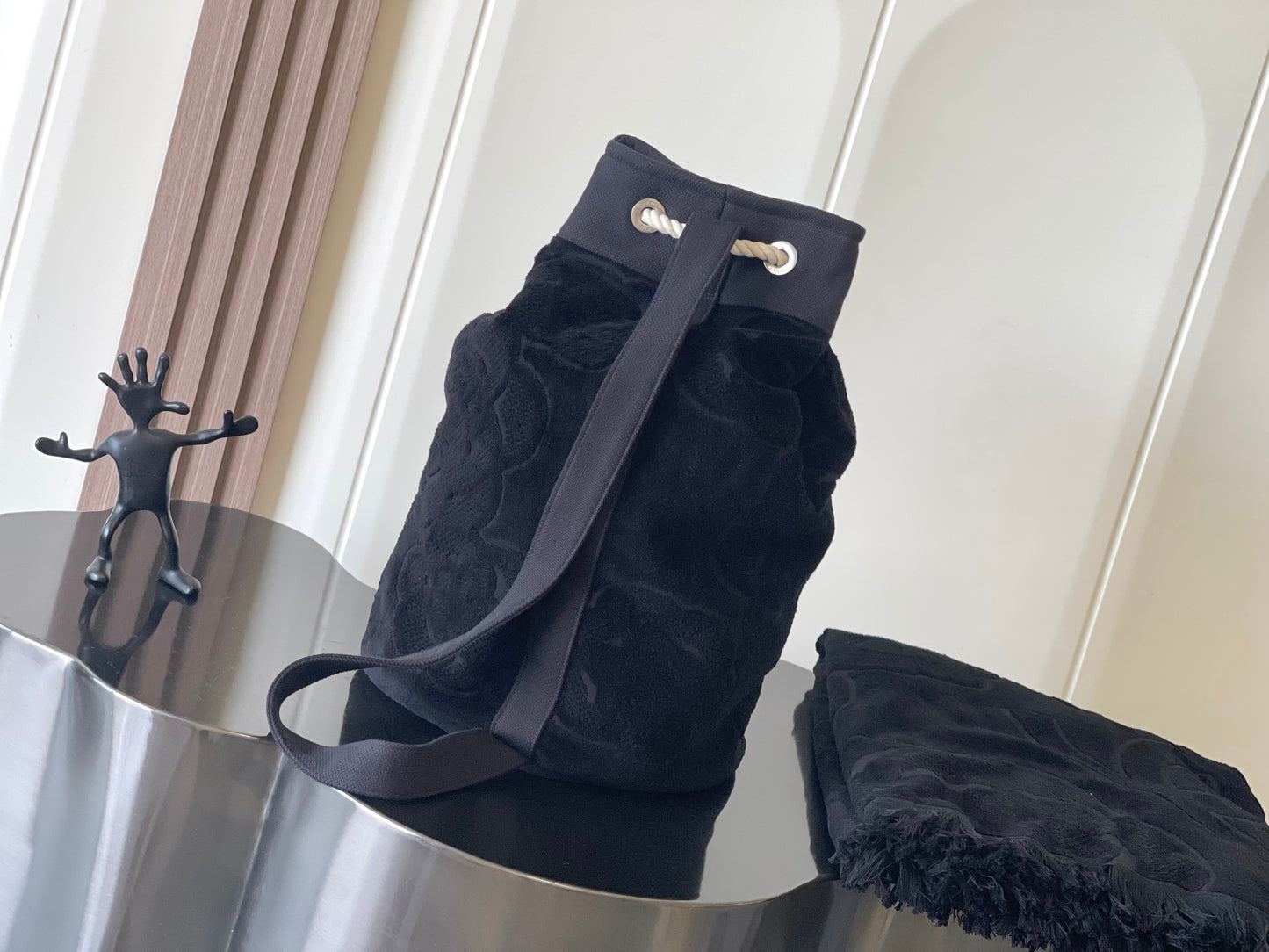 Cha**camellia drawstring bucket beach bag two-piece set