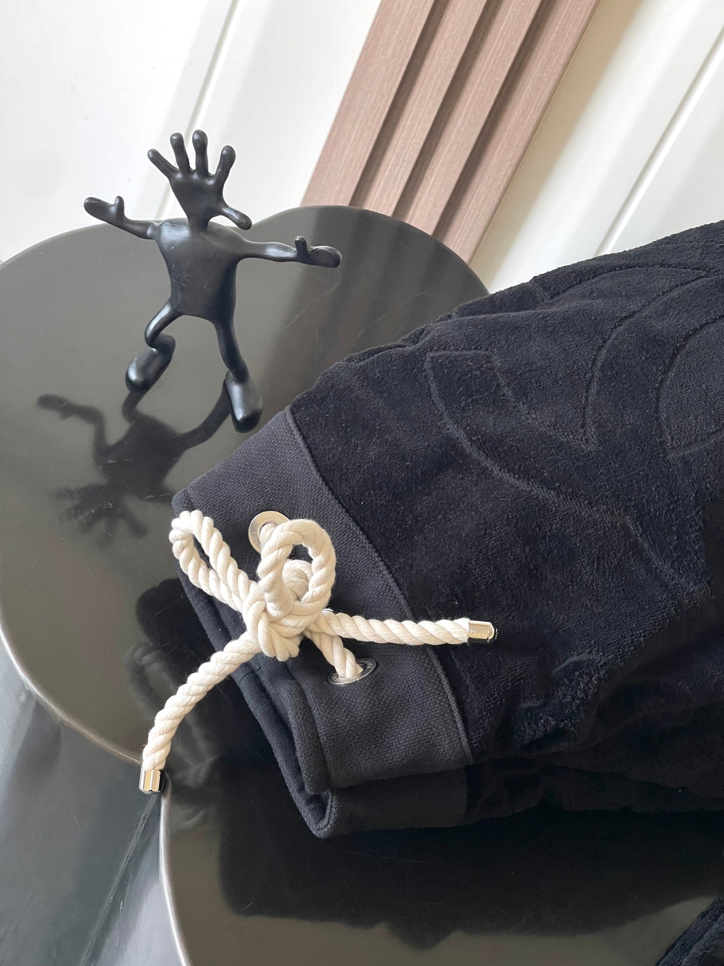 Cha**camellia drawstring bucket beach bag two-piece set