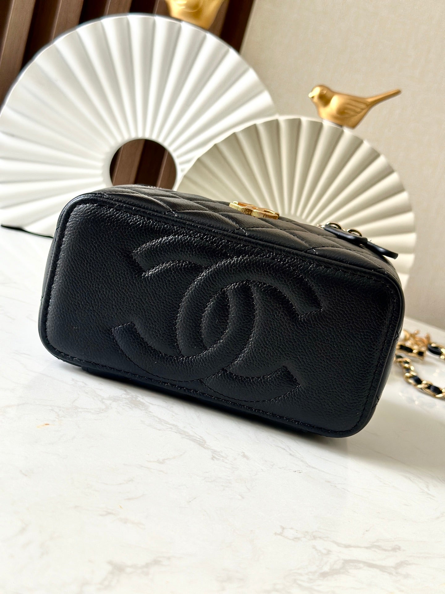 Cha**cosmetic box bag