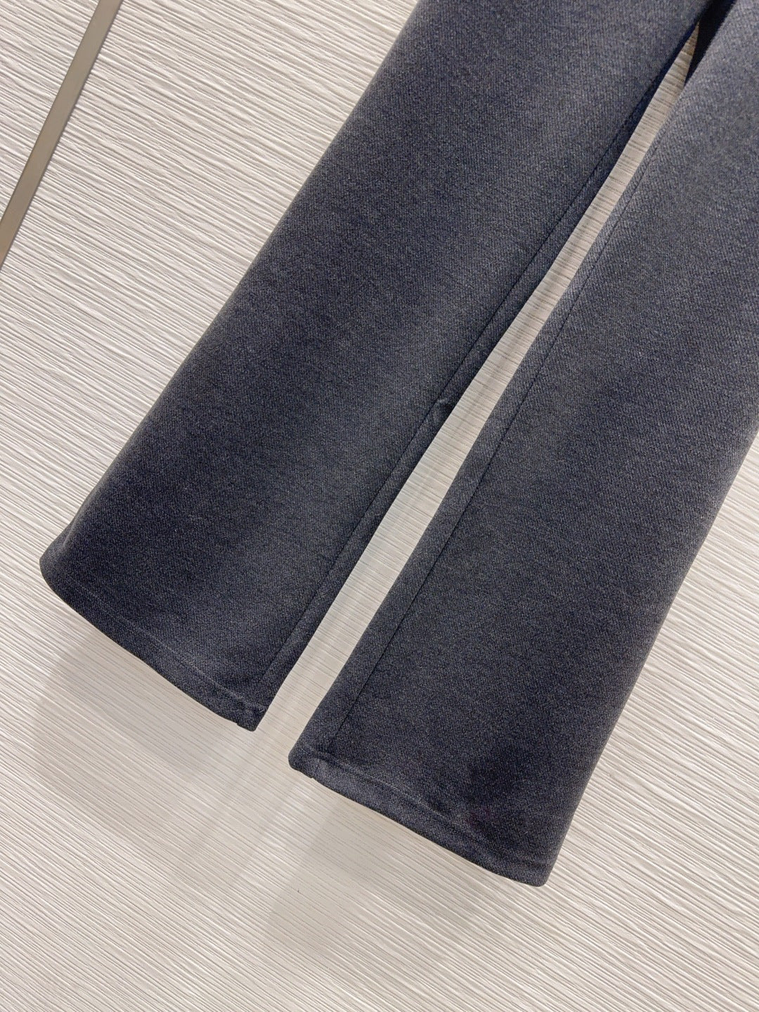 Loe**25fw new pants