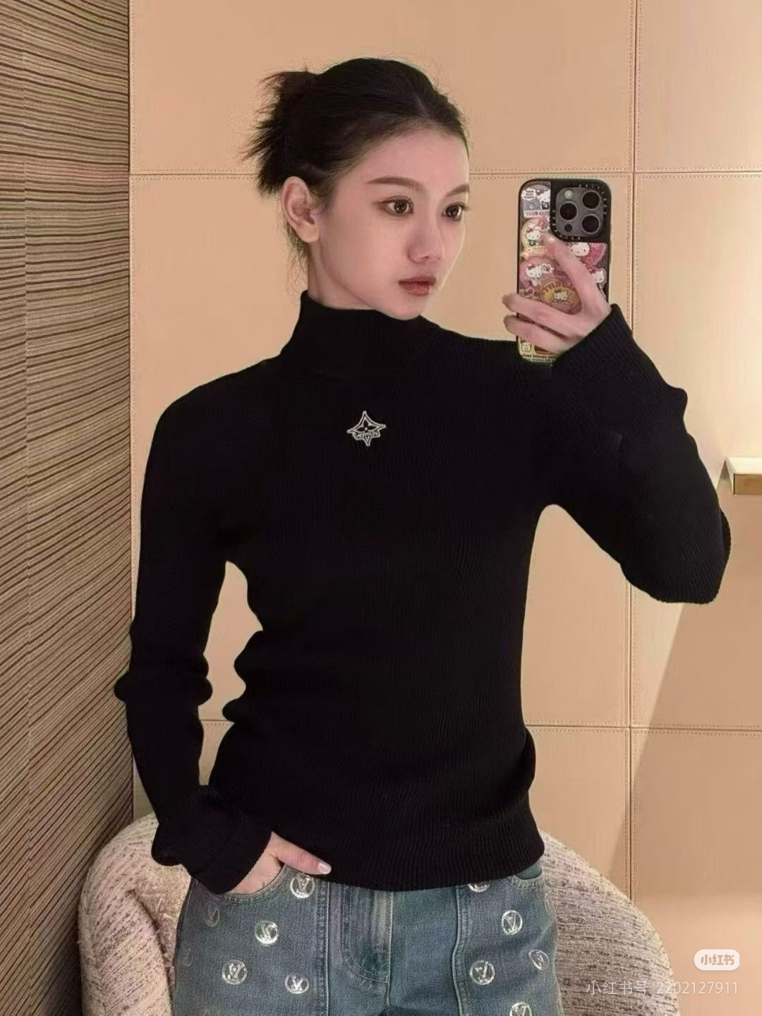 Lou**skiing series black turtleneck knit sweater