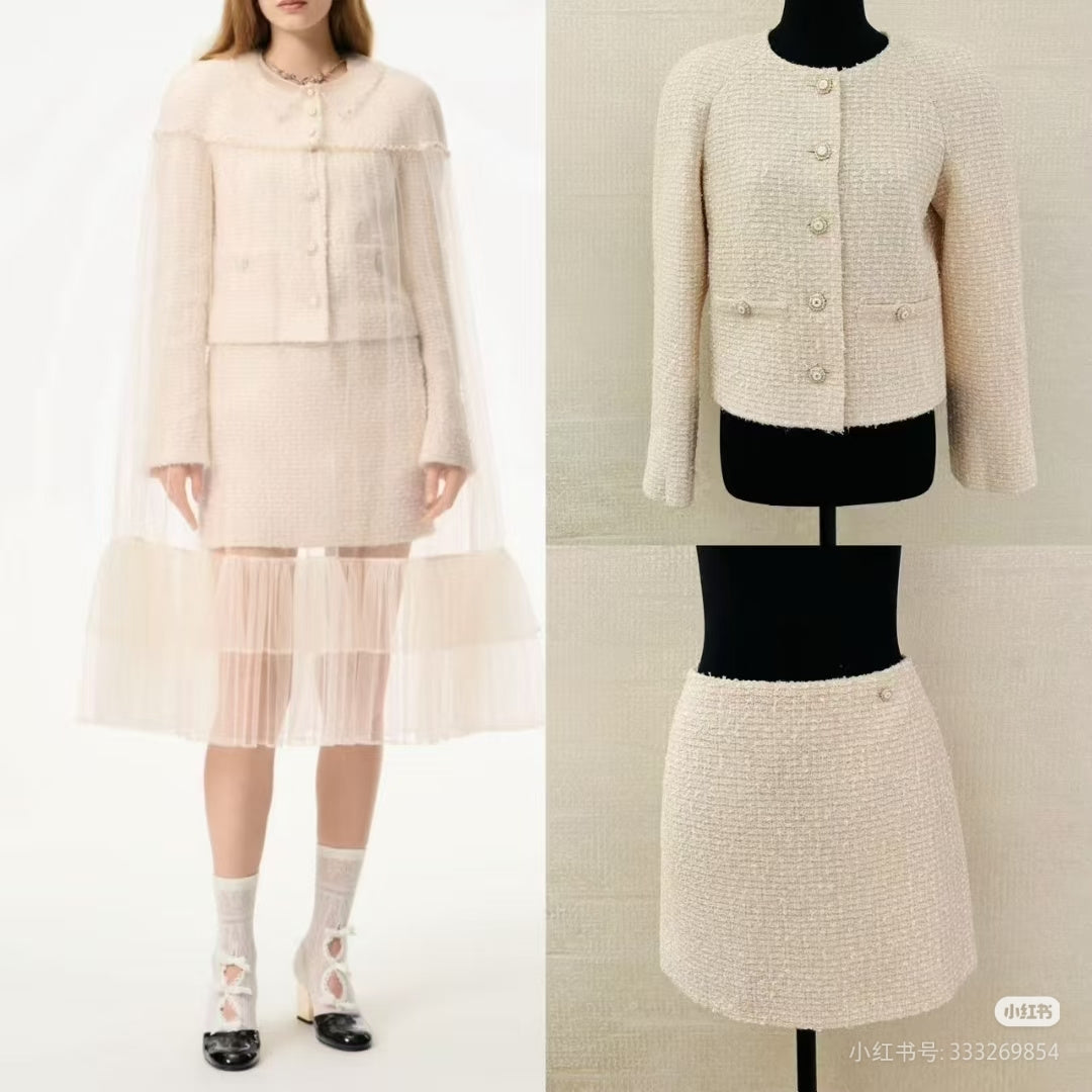 Cha**fw 25K beige tweed jacket and skirt set