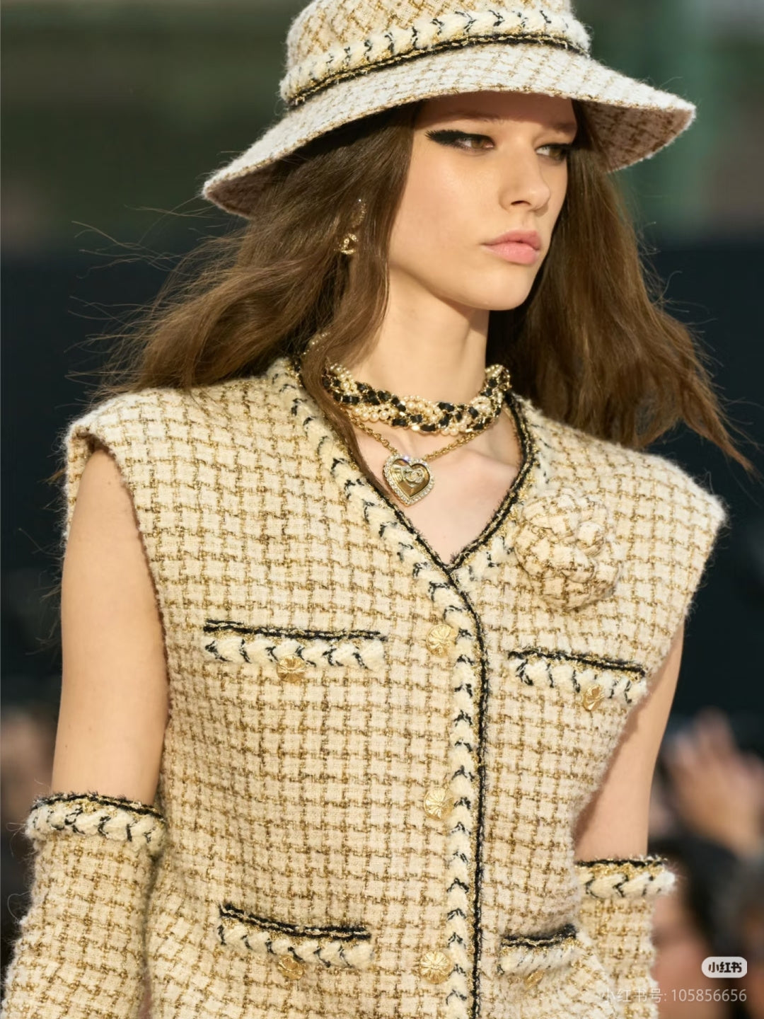 Cha**fw 25k tweed vest series