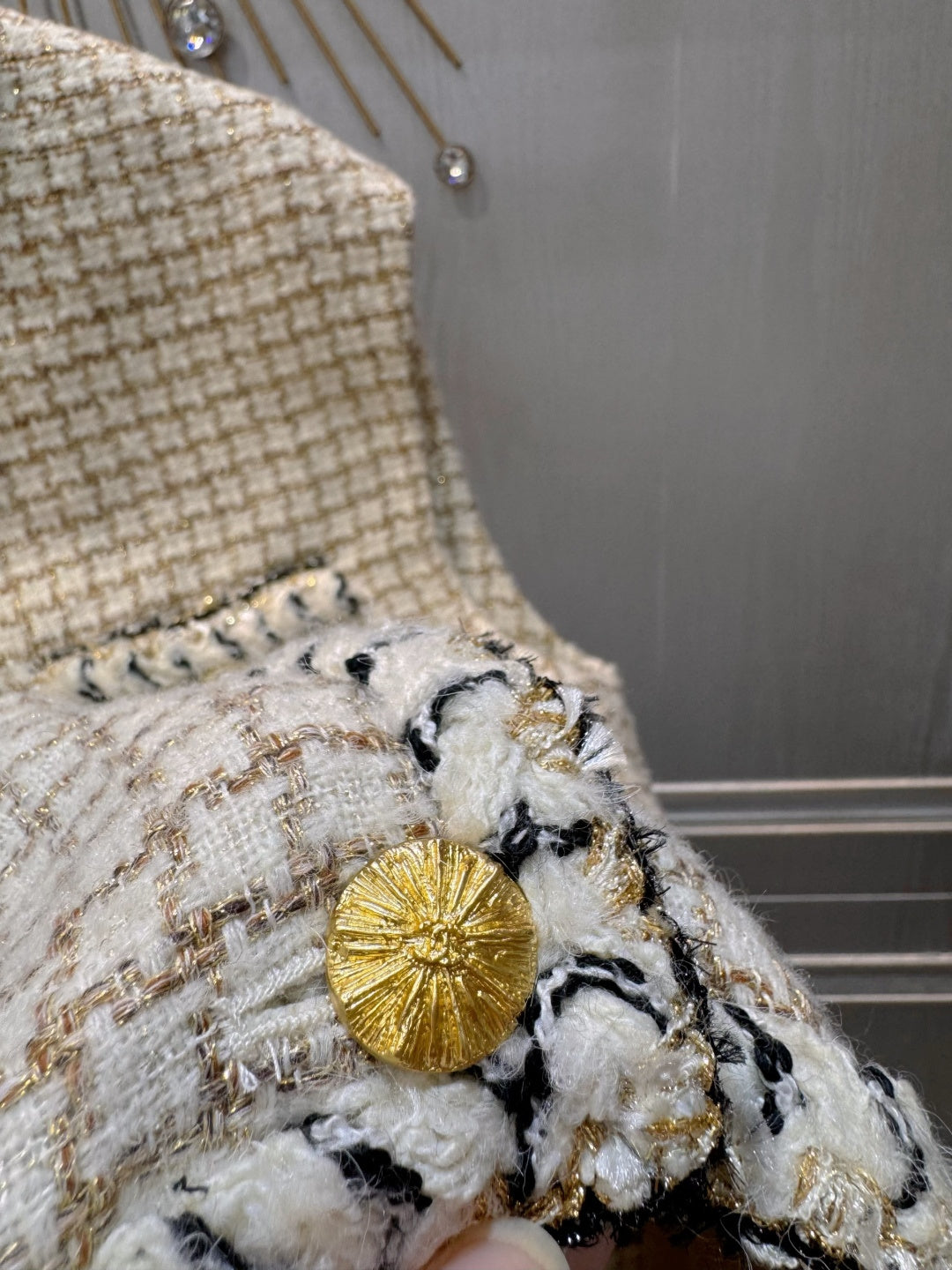 Cha**fw 25k tweed vest series