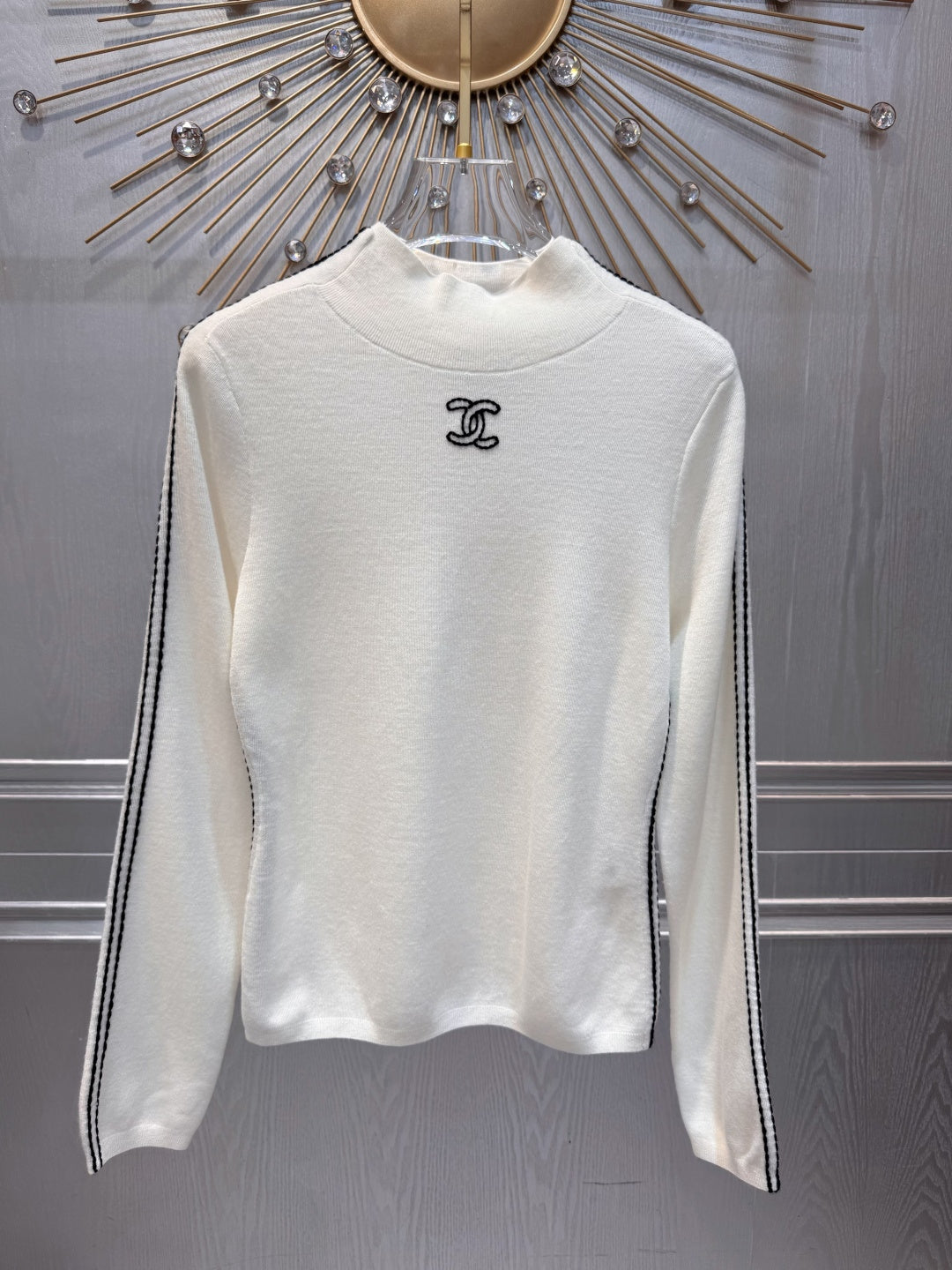 Cha**fw 25N ski series high-neck base layer